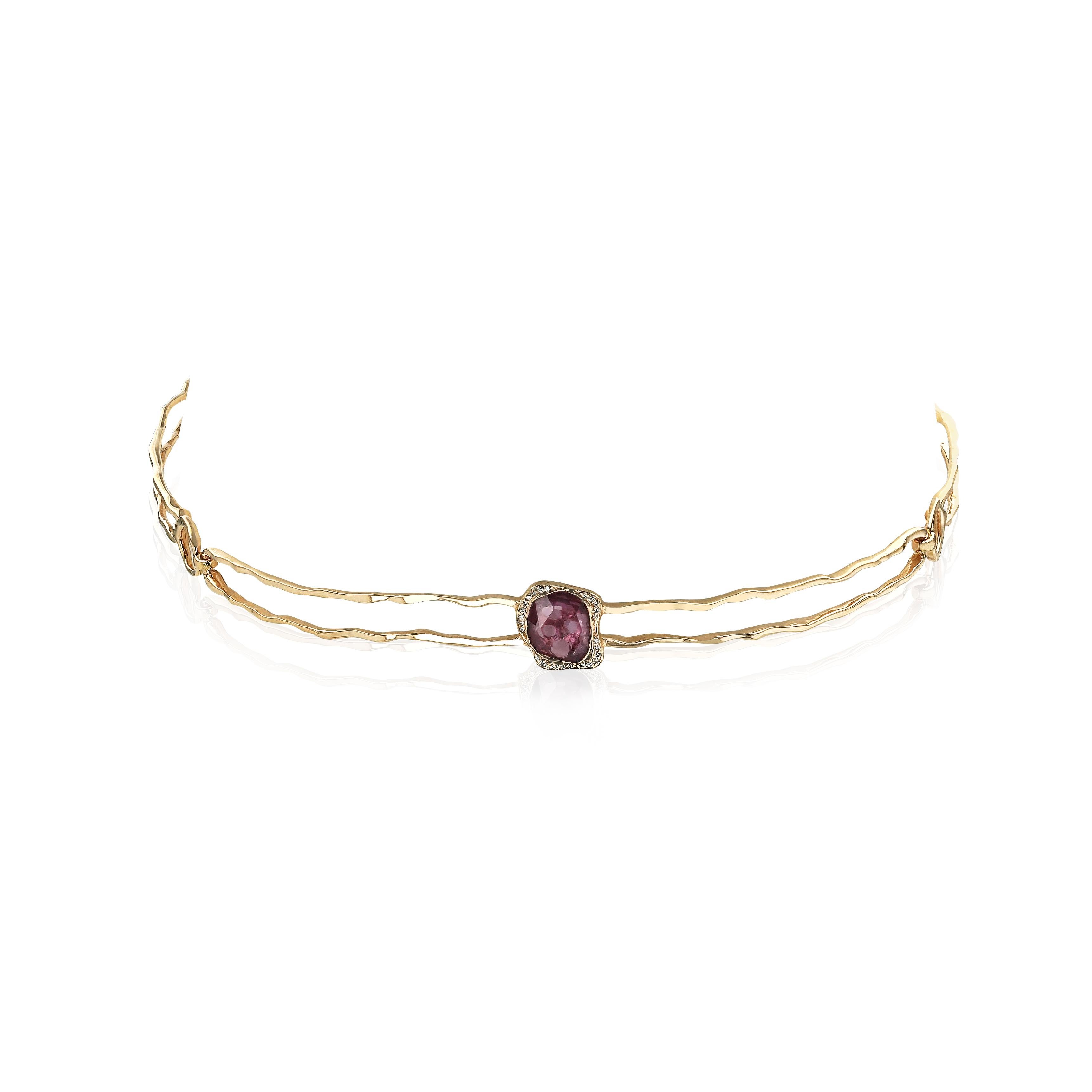 18 Karat Rose Gold Choker with Pink Sapphires In New Condition In Abu Dhabi, Abu Dhabi