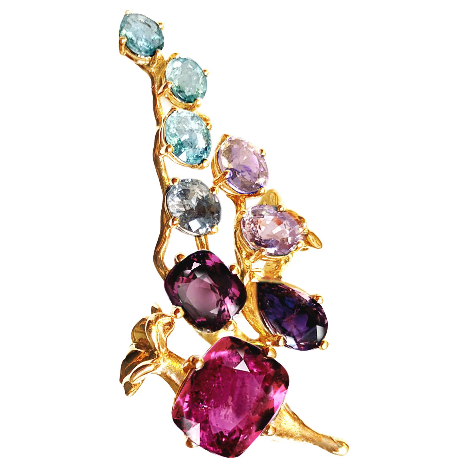 Rose Gold Cluster Ring with 14 Carats Pink Sapphires and Paraiba Tourmalines For Sale