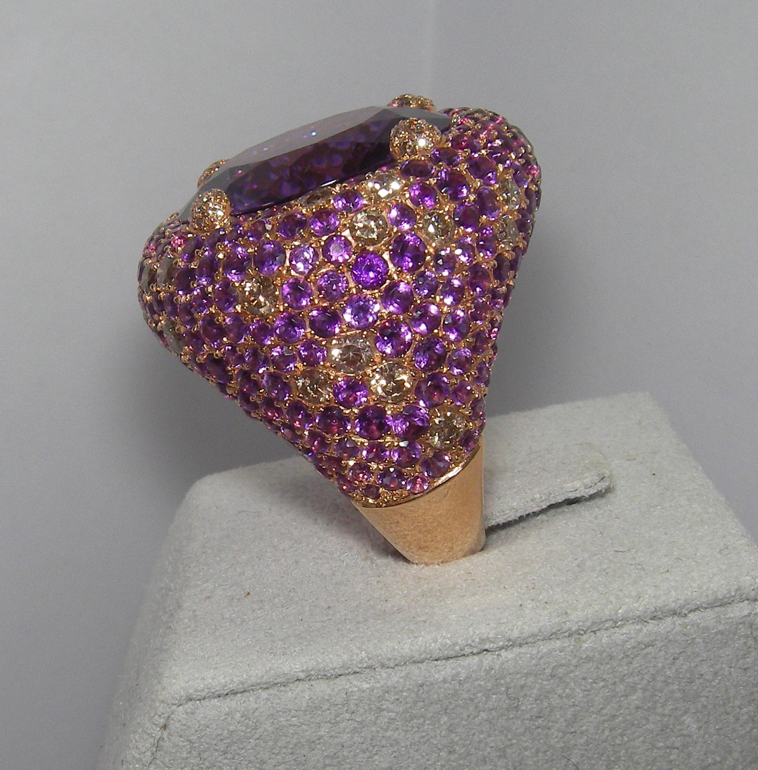 18 Karat Rose Gold Cognac Diamond and Amethyst Ring In New Condition In Duesseldorf, DE
