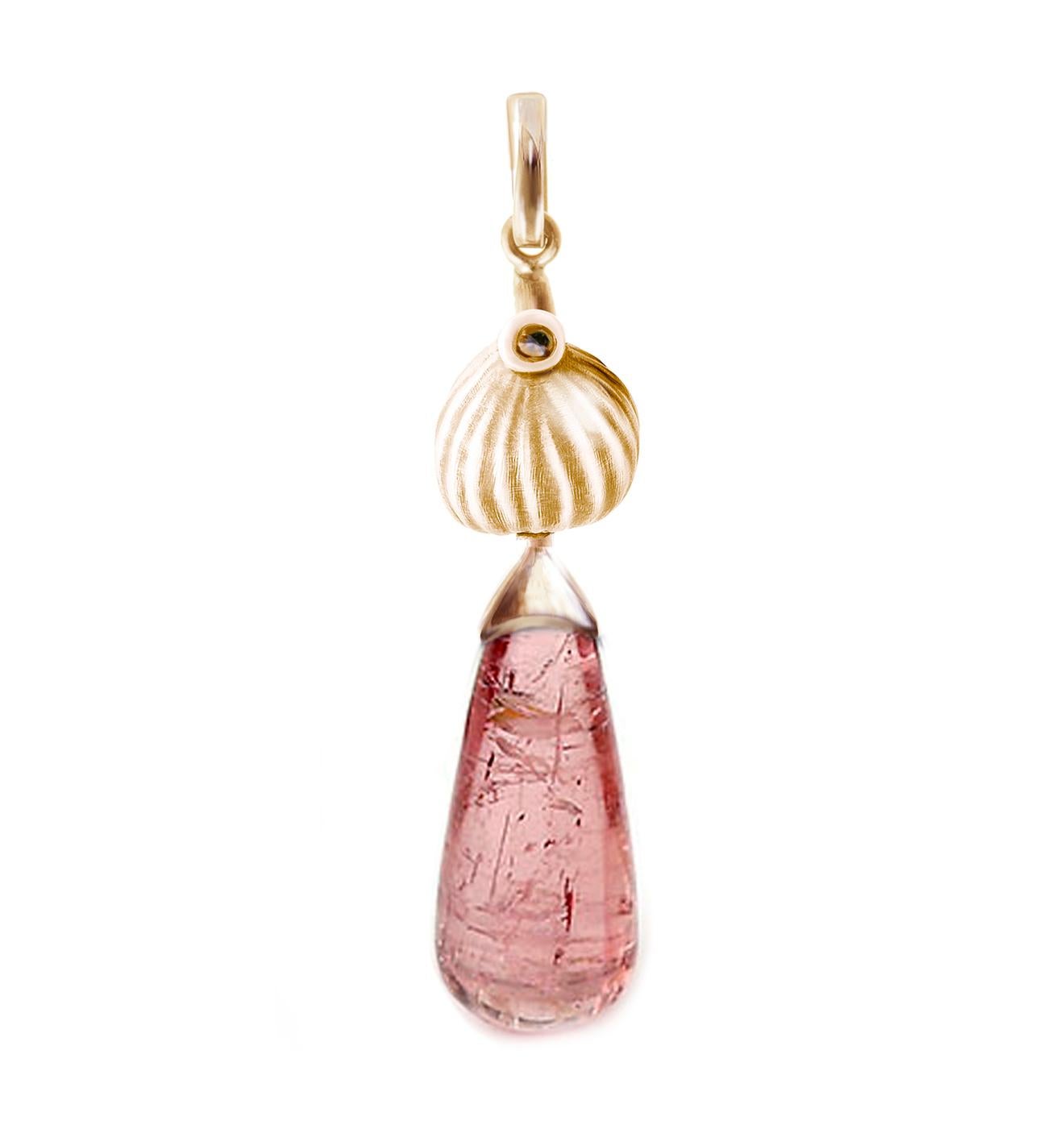 This contemporary drop brooch by the artist is made of 18 karat rose gold with a 20x8 mm (8.23 carats) natural rose tourmaline and round diamonds. The Fig collection was featured in a review by Vogue UA and was designed by the artist and oil painter