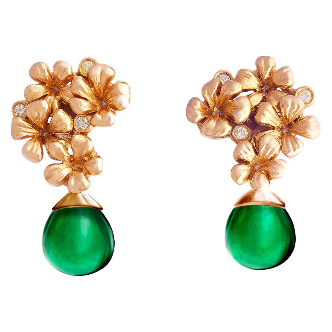 Pendientes de clip contemporáneos de oro rosa de 18 quilates con diamantes y esmeraldas