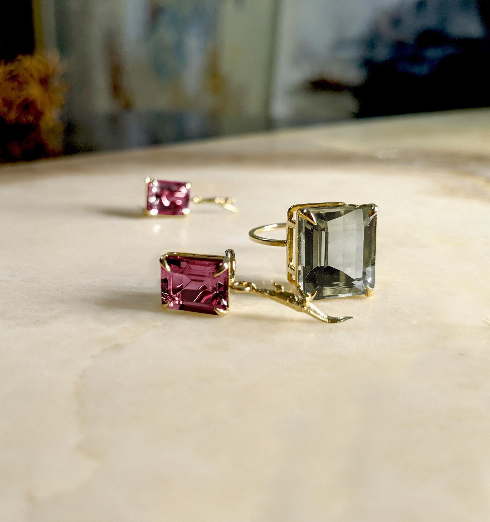 Eighteen Karat Rose Gold Contemporary Earrings with Rubies For Sale 4