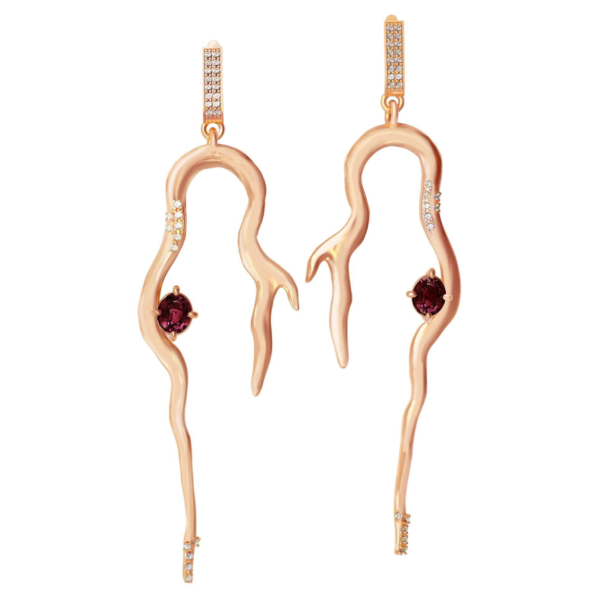 Zeitgenössische Ohrringe aus achtzehn Karat Roségold mit Saphir und Diamanten