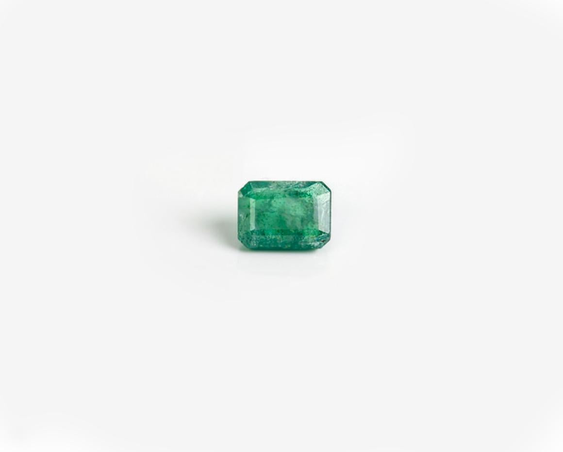 Rose Gold Contemporary Serpent Ring with Three Carats Natural Green Emerald In New Condition For Sale In Berlin, DE