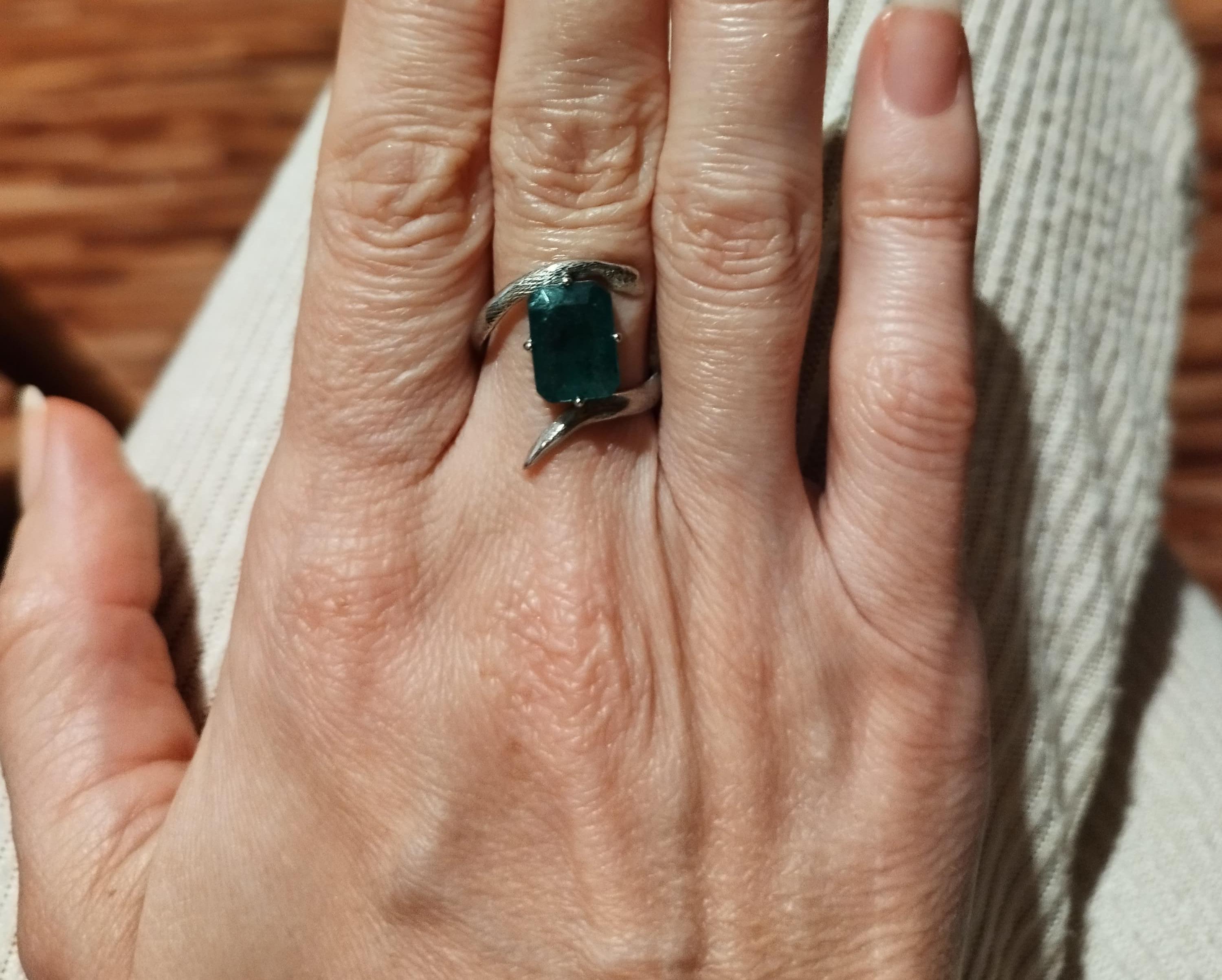 Rose Gold Italian Style Cocktail Ring with Natural Green Tourmaline For Sale 3