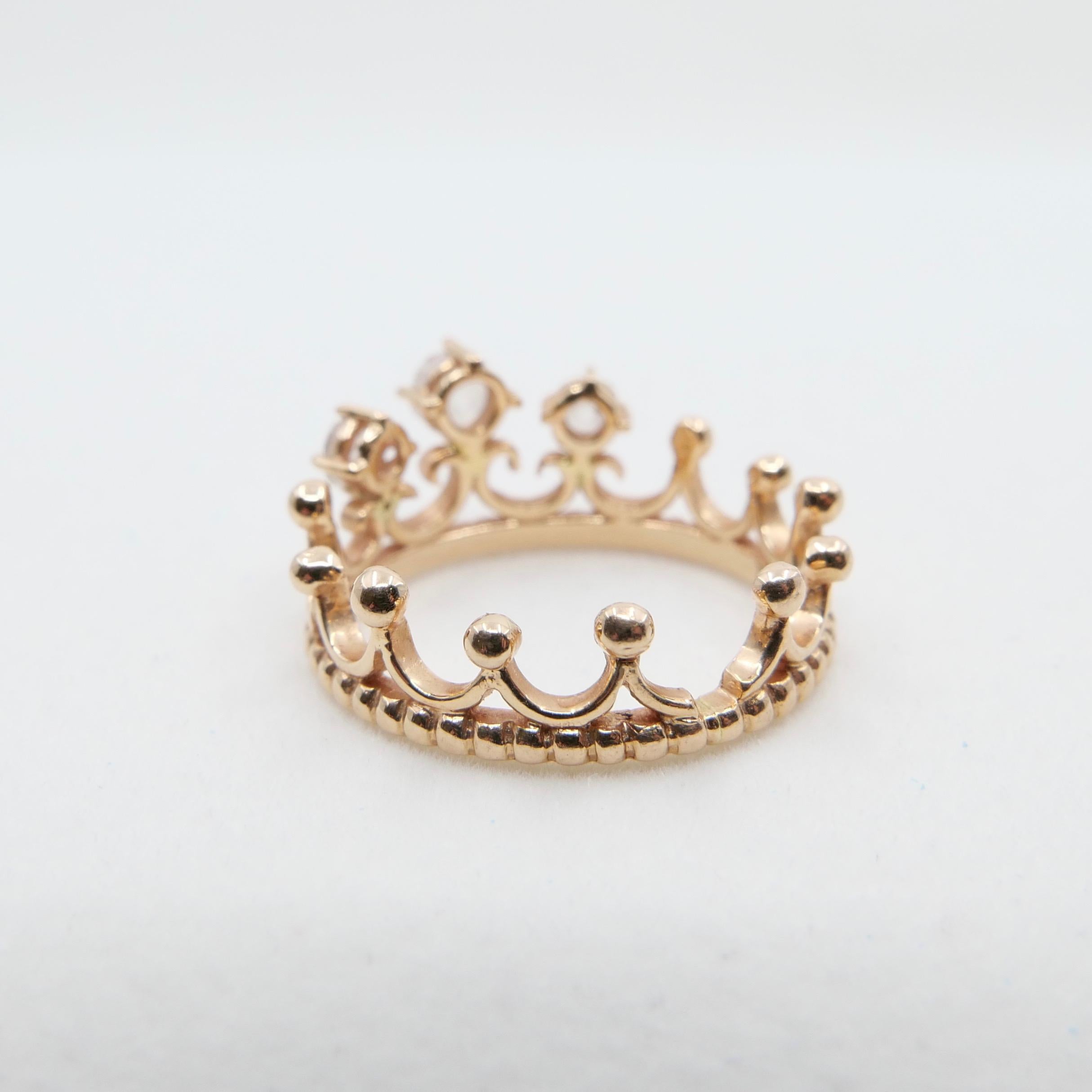 18 Karat Rose Gold Crown Ring With Old Mine Cut Diamonds 0.51 Carat In New Condition In Hong Kong, HK