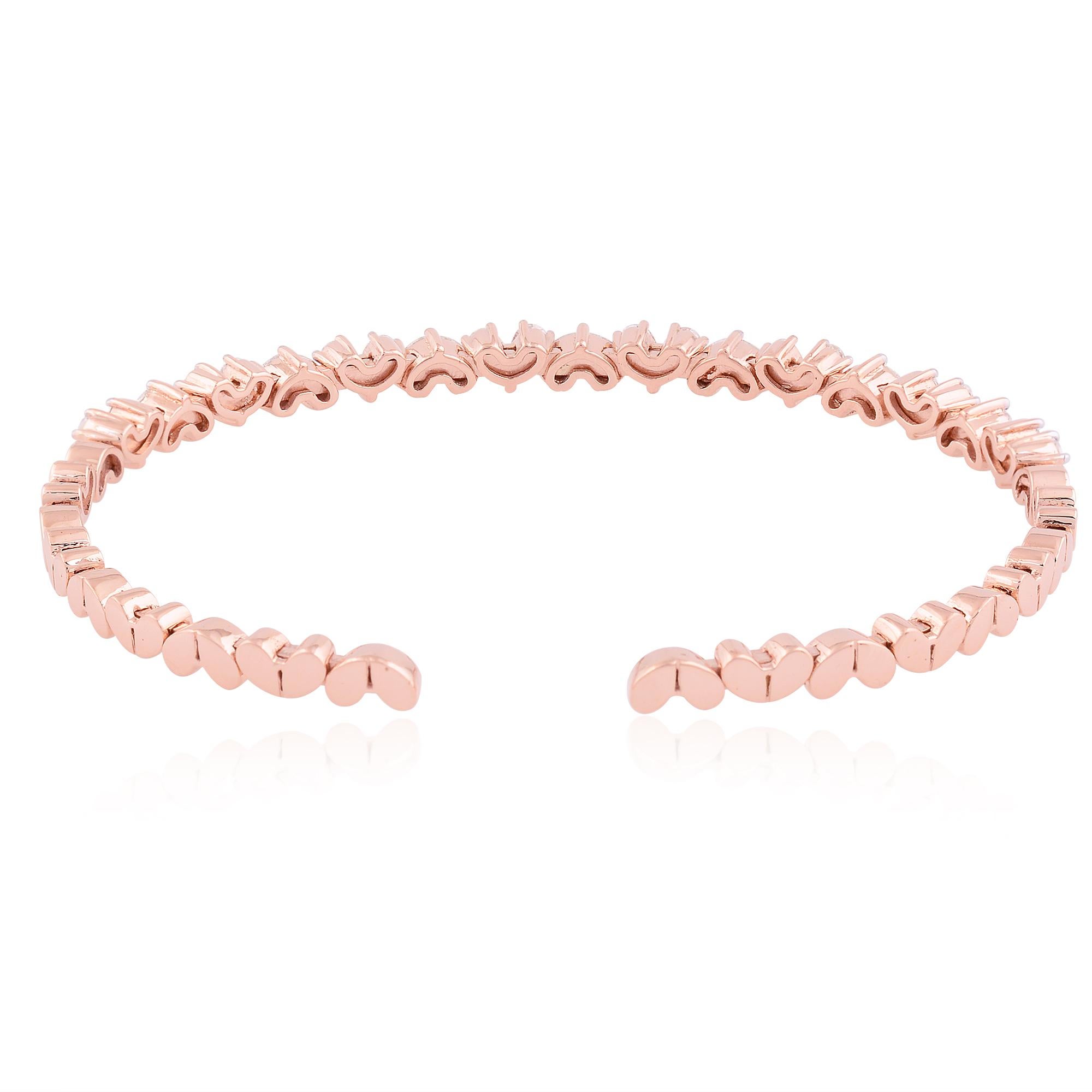 Moderno Bracciale in oro rosa 18 carati con diamante di colore HI e purezza SI, fatto a mano. in vendita