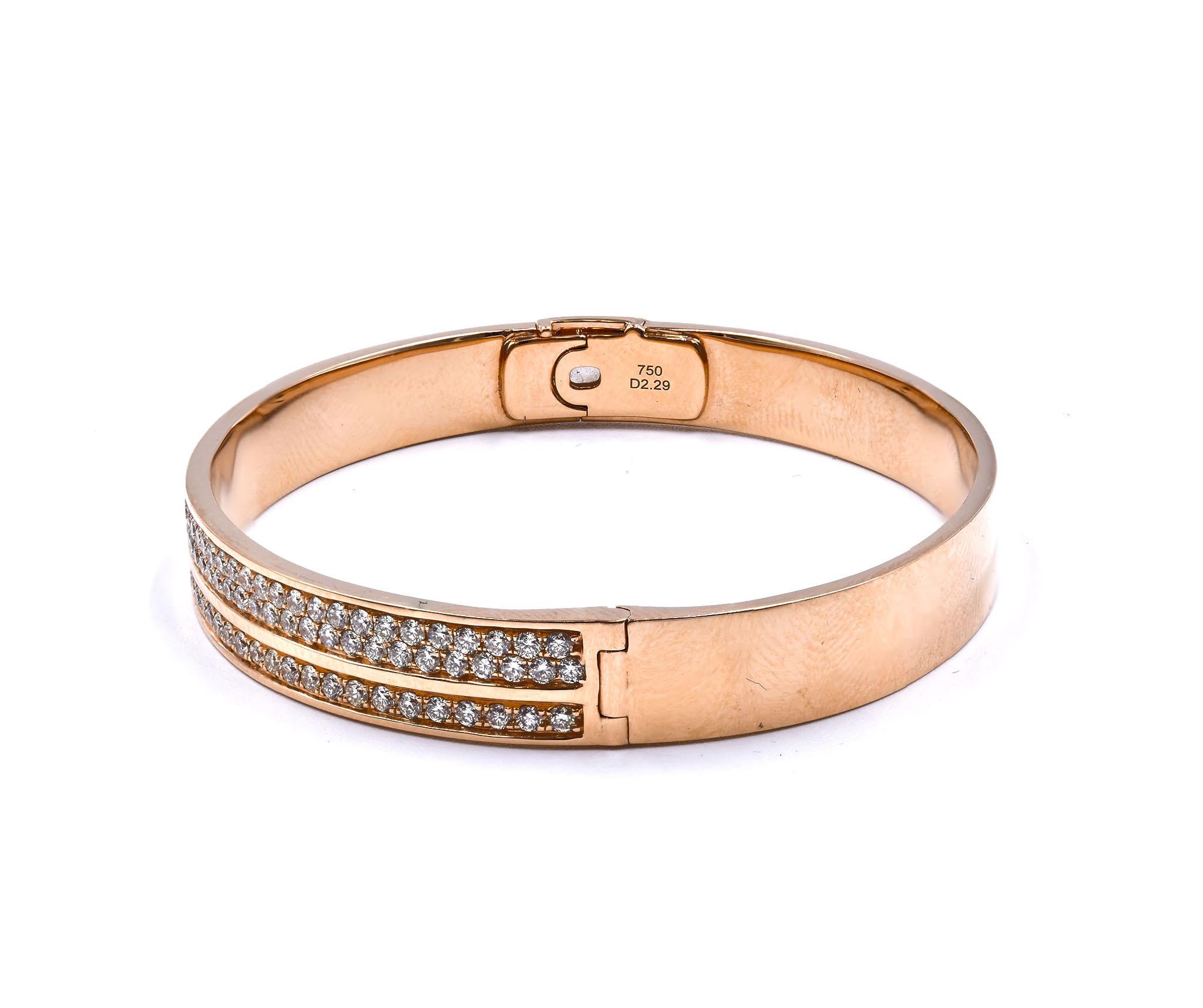 Material: 14K rose gold
Diamonds:150 round cut = 2.33cttw
Color: G
Clarity: VS1
Dimensions: bracelet will fit up to a 6.5-inch wrist
Weight: 30.55 grams
