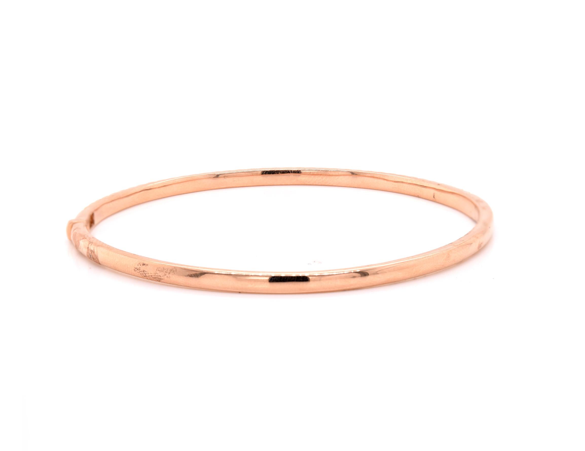 Round Cut 18 Karat Rose Gold Diamond Bangle Bracelet For Sale