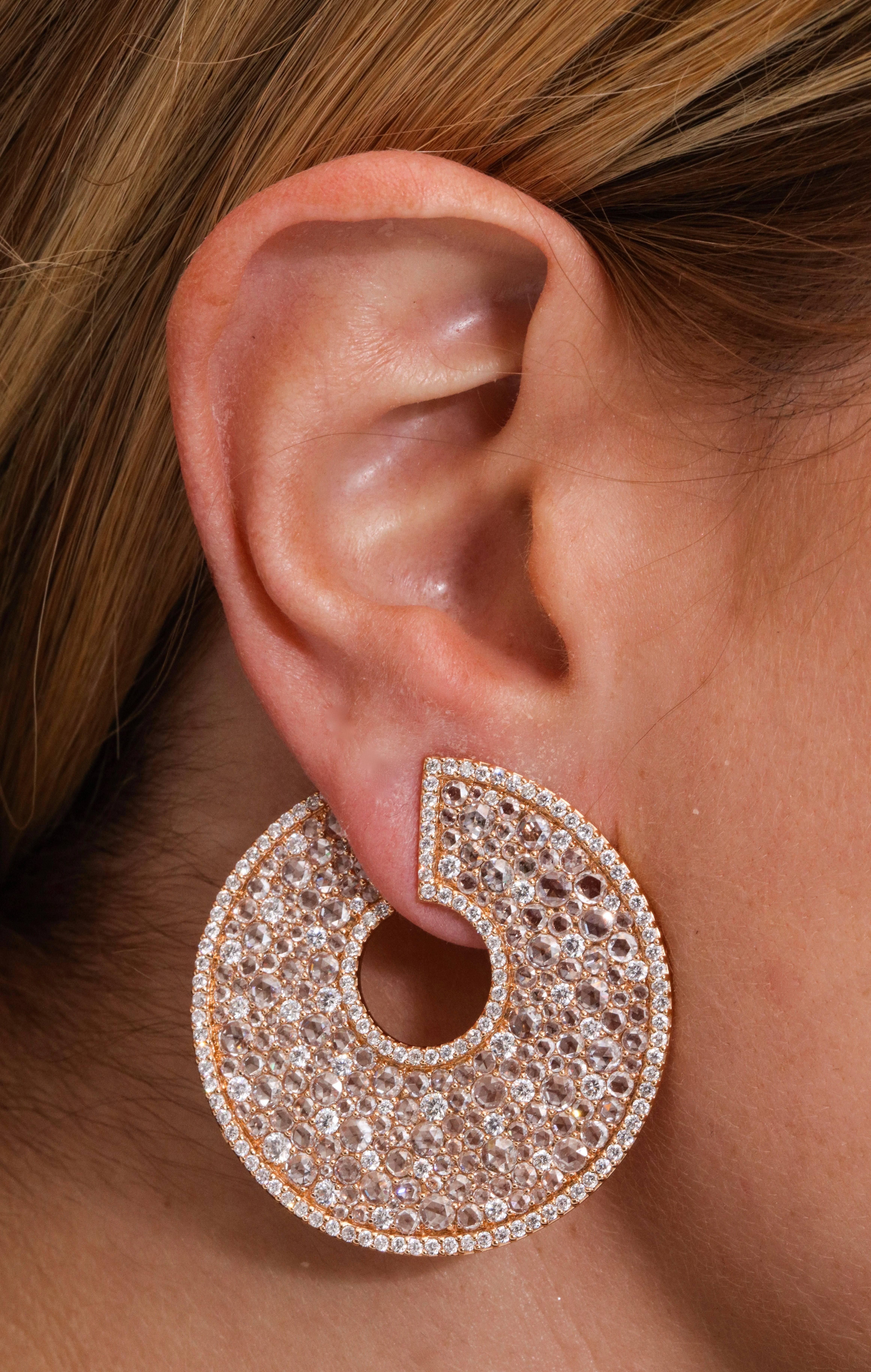 18 Karat Rose Gold Diamond C-Scroll Earrings In New Condition For Sale In New York, NY