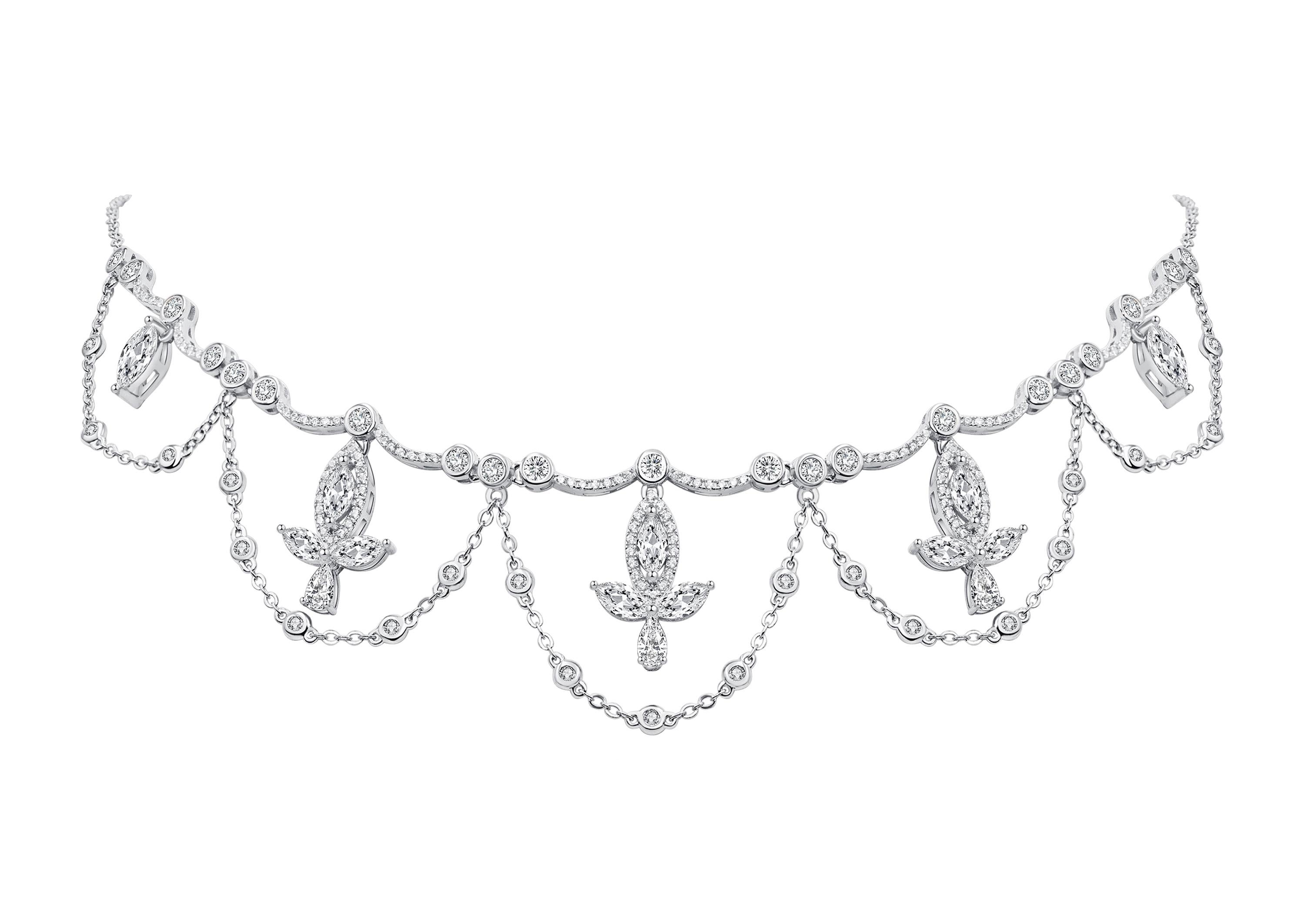 Contemporary 18 Karat Rose Gold Diamond Grand Leaf Necklace For Sale