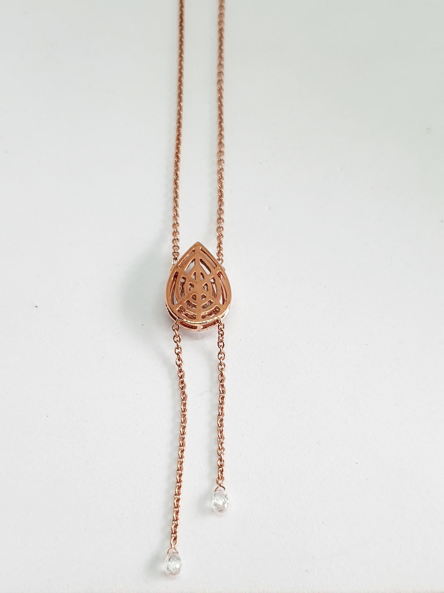 18 Karat Rose Gold Diamond Pendant Necklace In New Condition For Sale In MUMBAI, IN