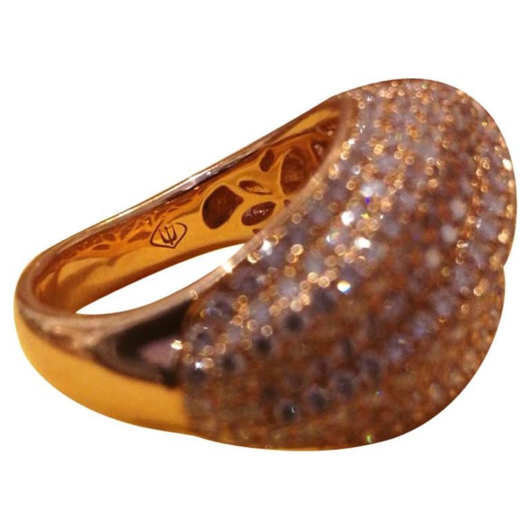 18 Karat Rose Gold Diamond Ring, 4 Carat For Sale