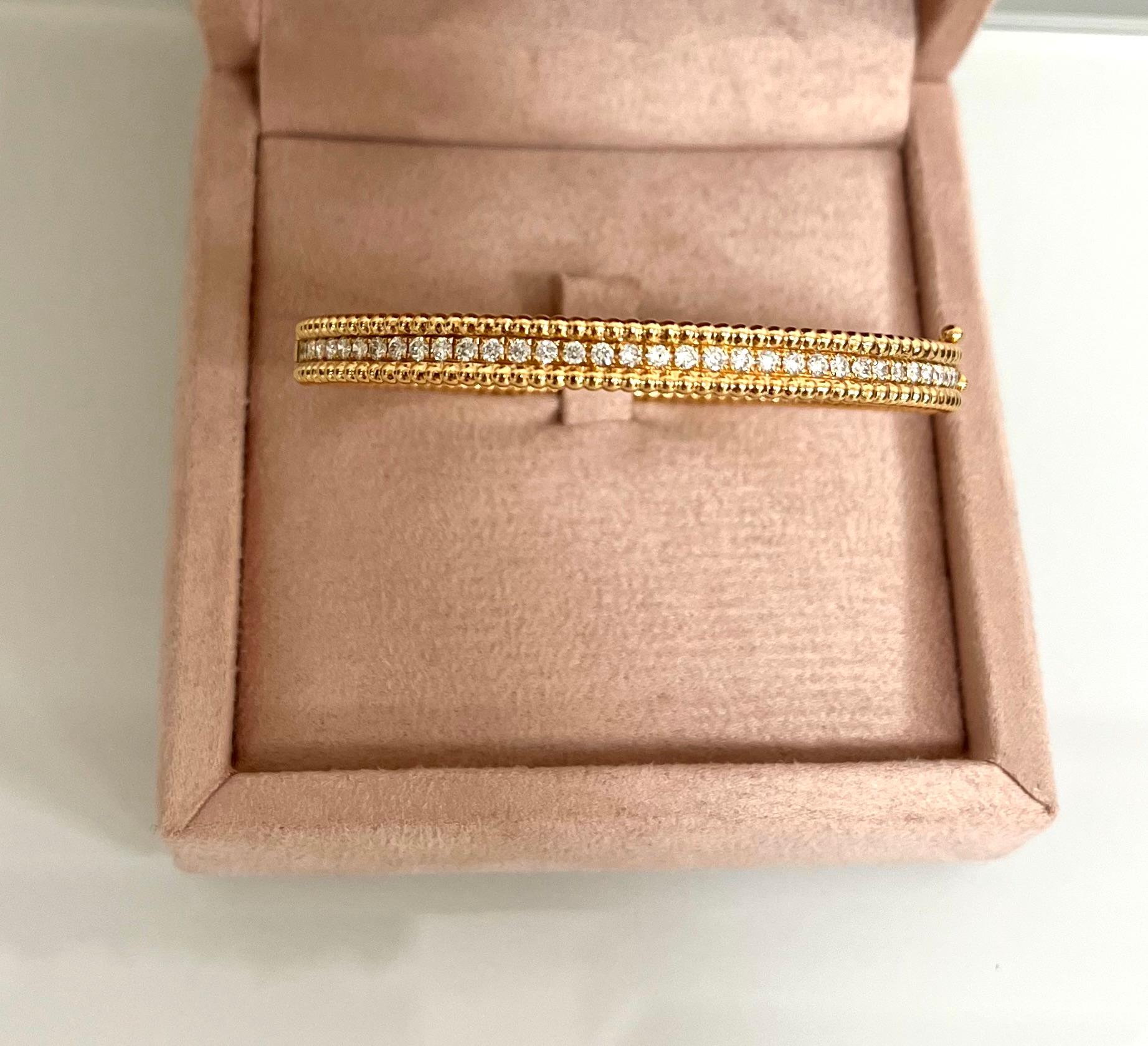 18 Karat Rose Gold Diamond Van Cleef & Arpels Perlee Bracelet 1 Row In Excellent Condition In Rome, IT