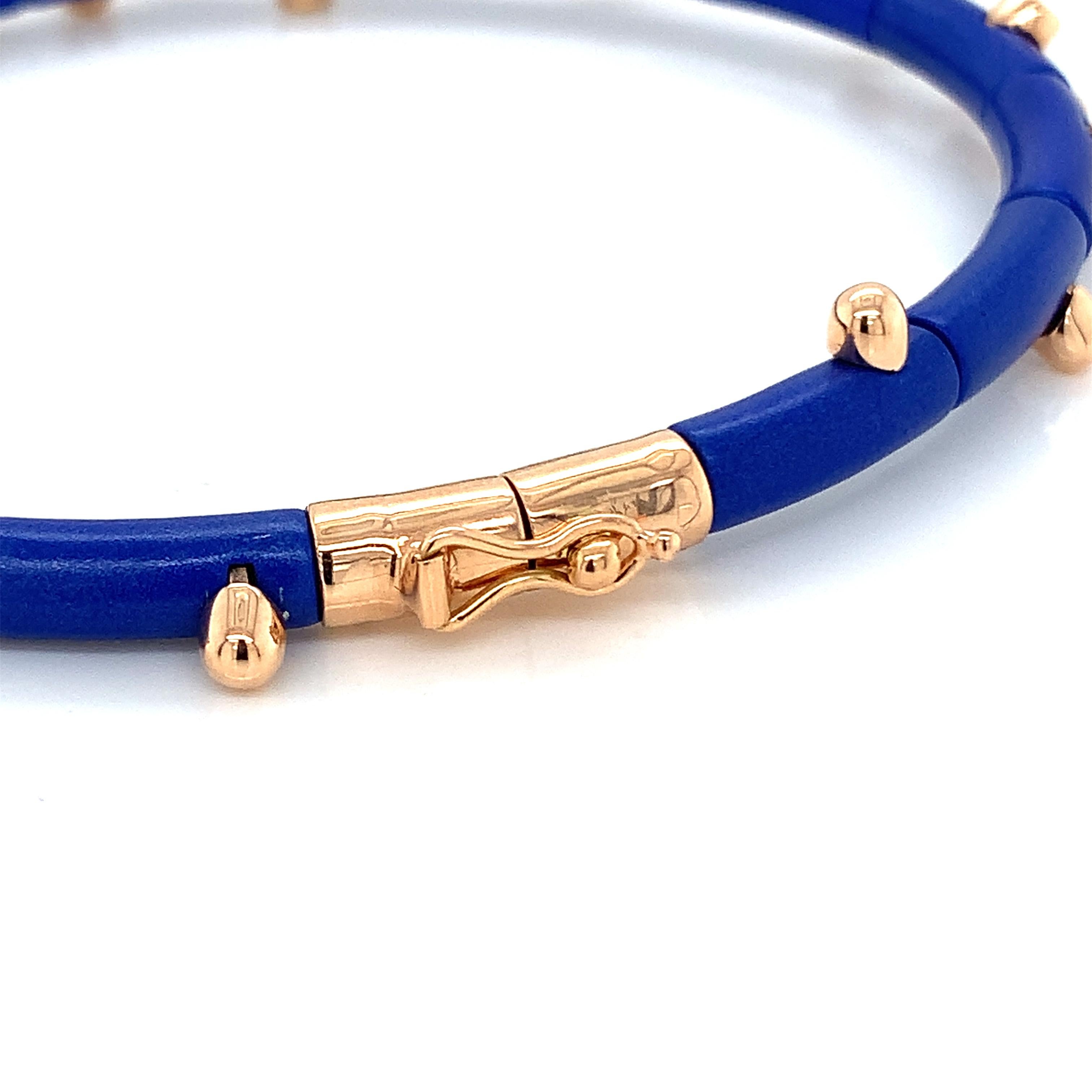 Experience luxurious detail and sophisticated style with our Blue Cactus Bracelet.
This timeless accessory features blue aluminum and rose gold elegantly set with white diamonds and emeralds.
Enjoy a secure fit and a timeless design with the