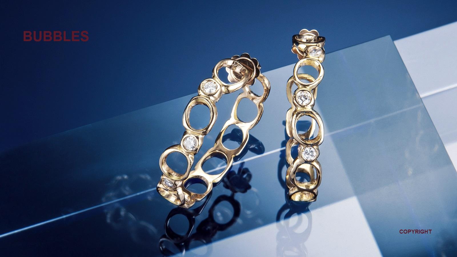 Modern 18 Karat Rose Gold Diamonds Hoop Earrings Handcrafted in Italy by Botta Gioielli