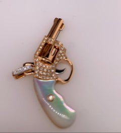 18 Karat Rose Gold Diamonds Mother of Pearl Gun Pendant