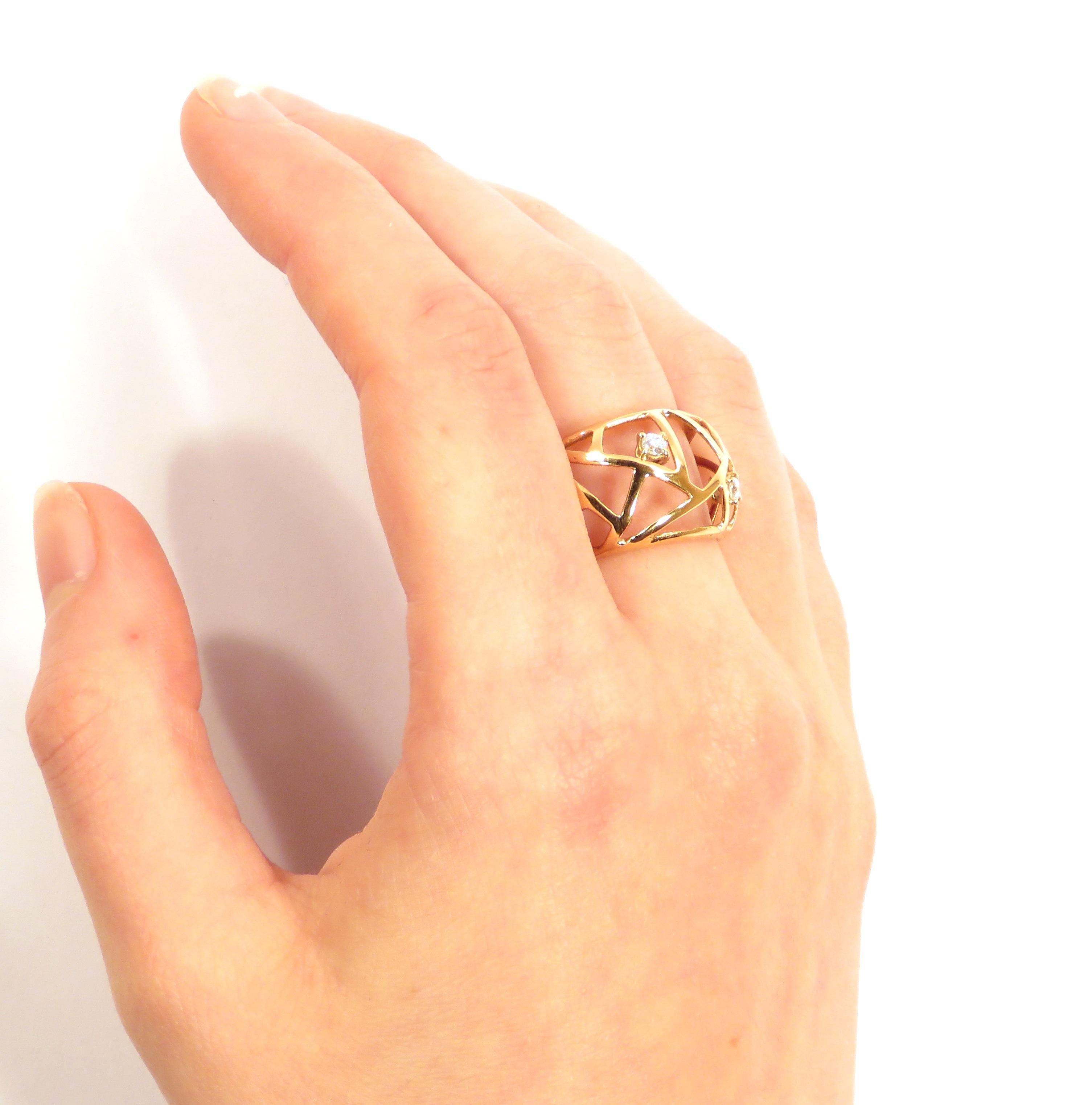 Round Cut 18 Karat Rose Gold Diamonds Ring Handcrafted in Italy by Botta Gioielli