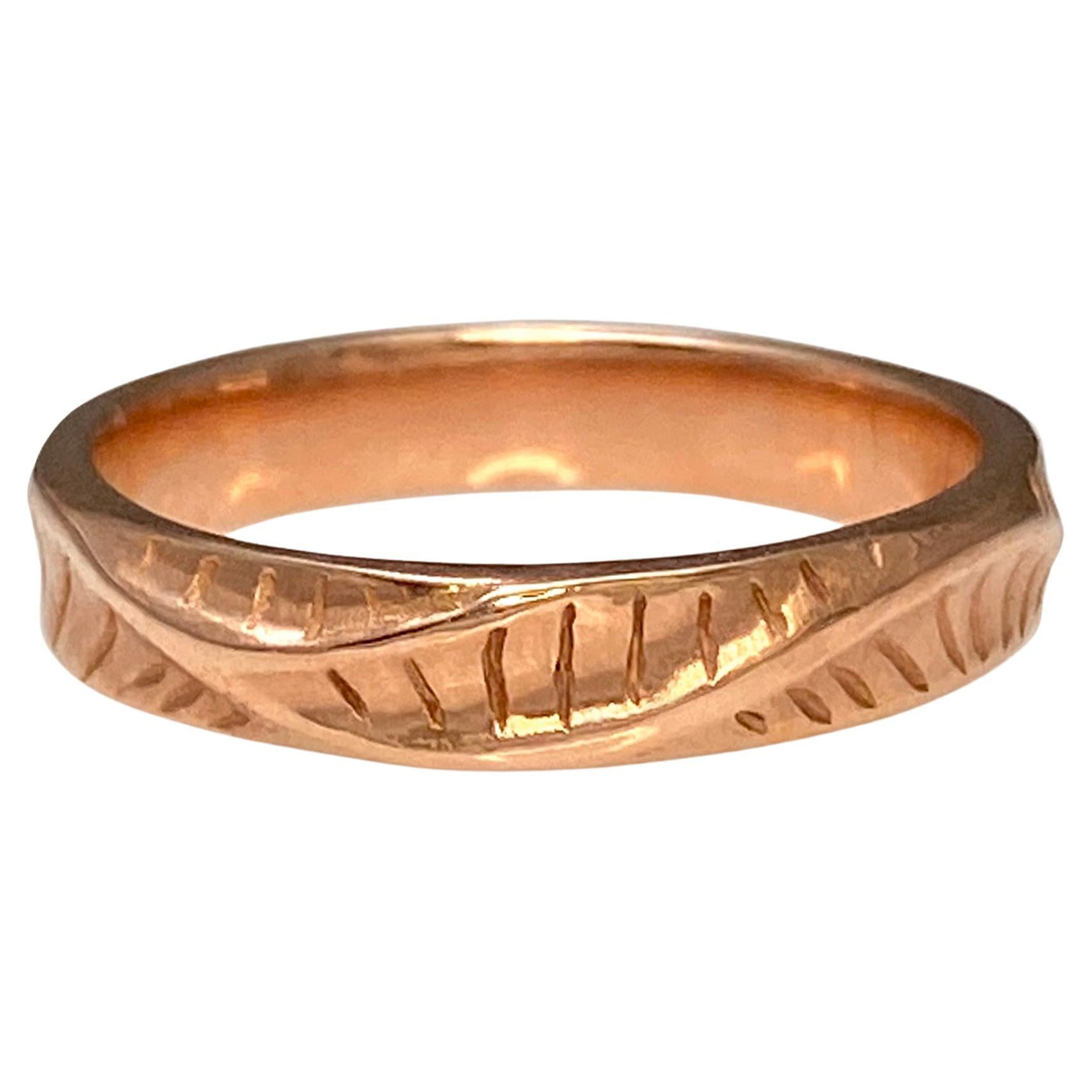 18 Karat Roségold Ahorn-Muster-Ring von K.MITA - Großformat