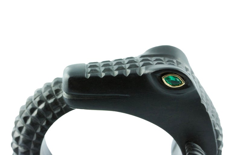 18 Karat Rose Gold Emerald Crocodile Wood Cuff Bracelet For Sale 1