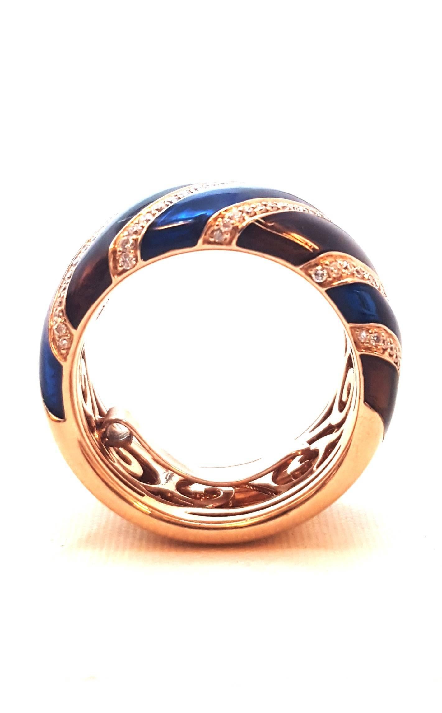 18 Karat Rose Gold Enamel and Diamonds Band Style Ring In Excellent Condition For Sale In Palm Beach, FL