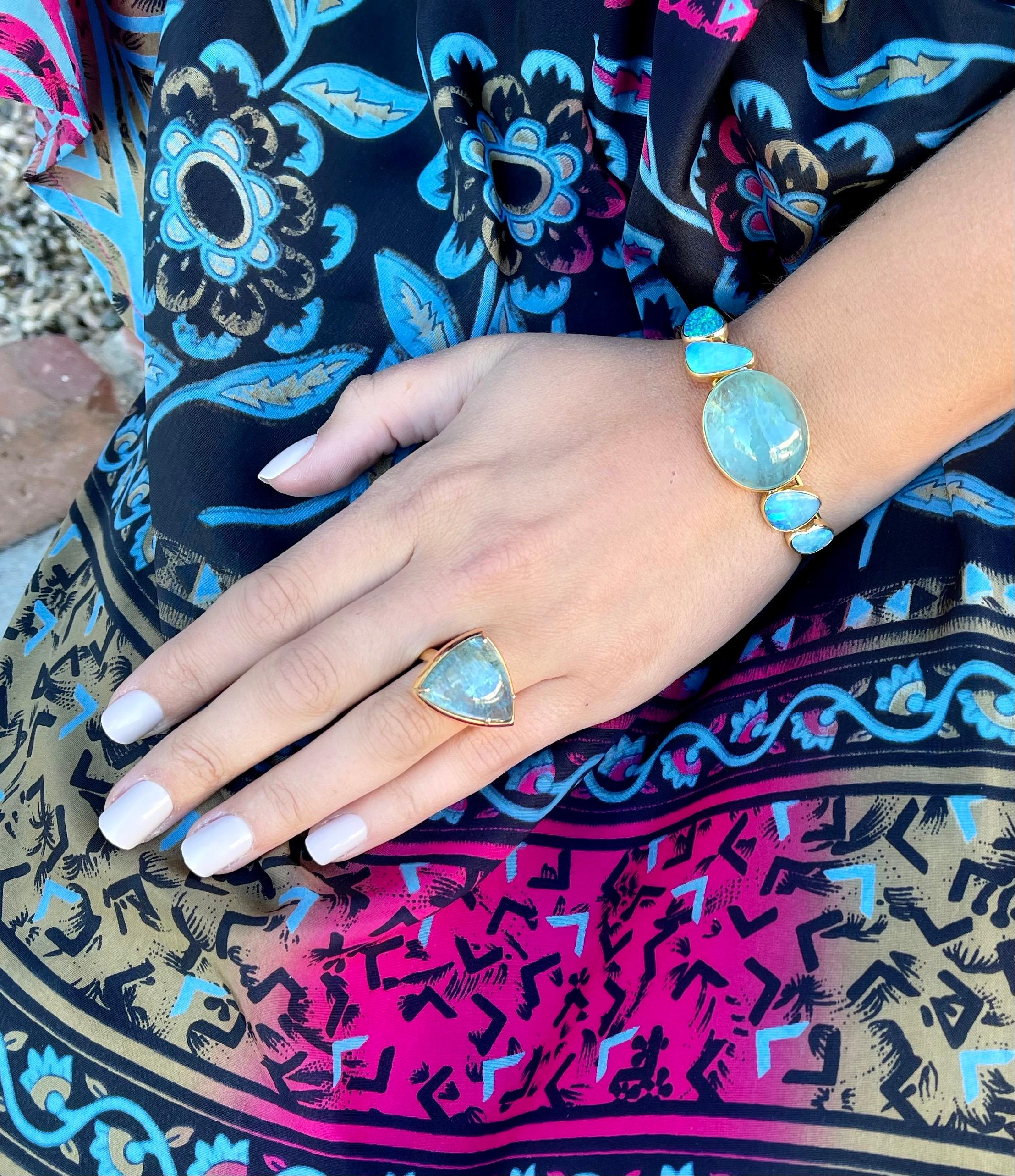 Women's or Men's 18 Karat Rose Gold Fancy Shaped Cabochon Aquamarine Cocktail Ring For Sale