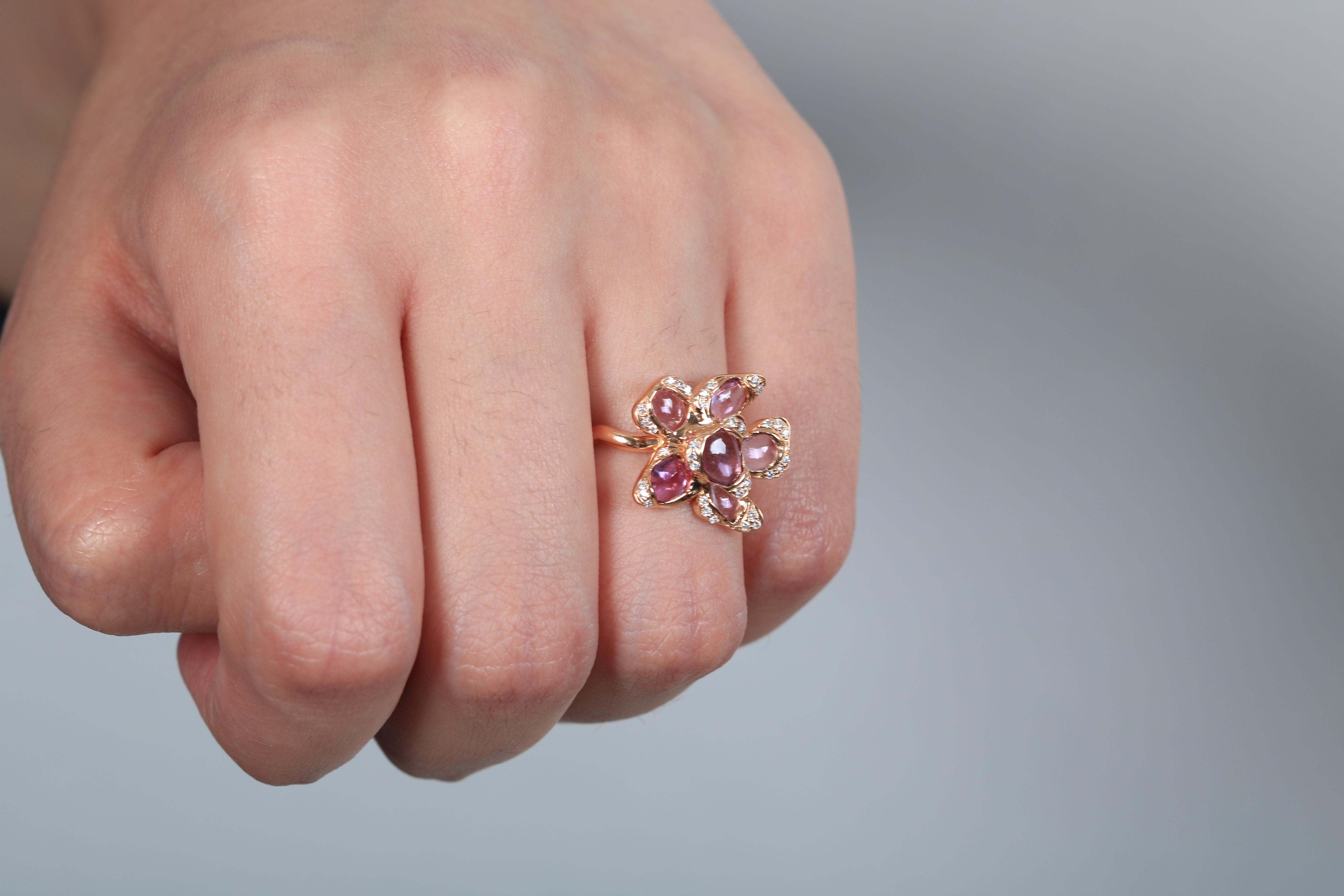 Romantic 18 Karat Rose Gold Flower Ring with Pink Sapphires