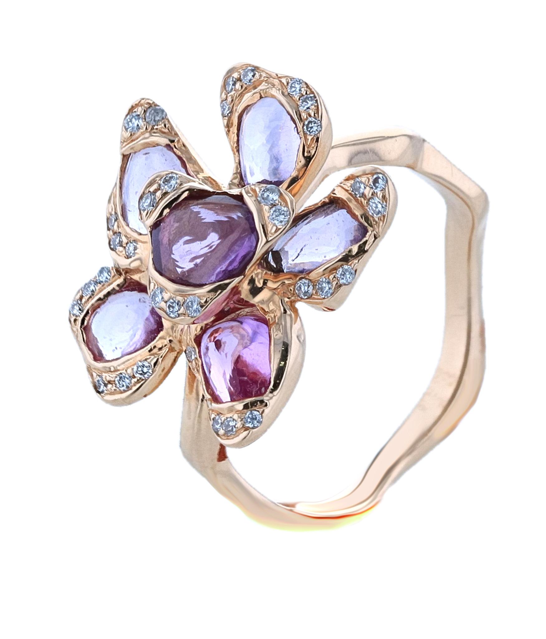18 Karat Rose Gold Flower Ring with Pink Sapphires 3