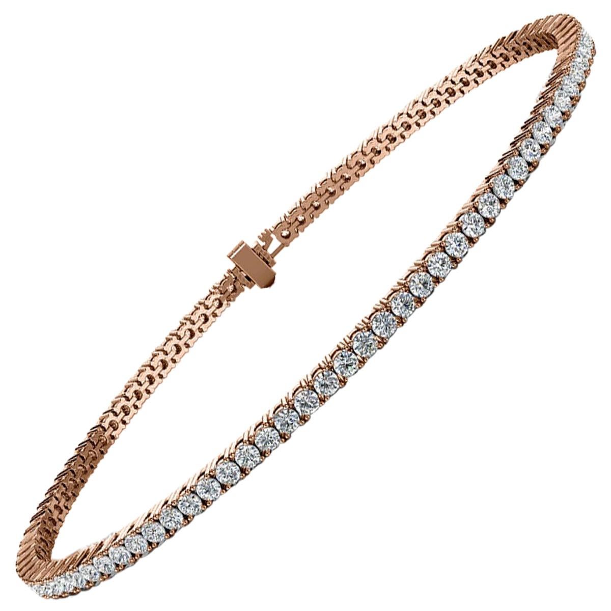 Bracelet tennis à quatre griffes en or rose 18 carats avec diamants de 2 carats en vente