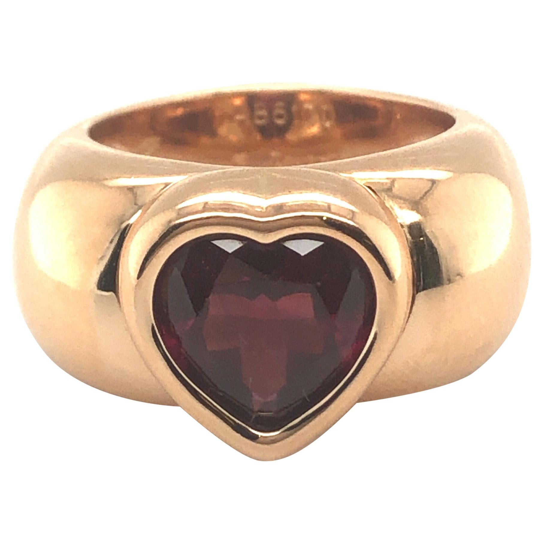18 Karat Rose Gold Garnet Heart Ring by Piaget at 1stDibs | piaget heart  ring, piaget rose ring, piaget ring