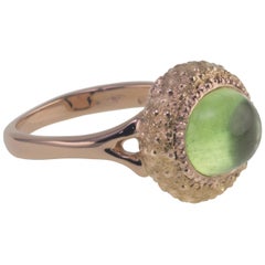 18 Karat Rose Gold Gr. 5.30, Cabochon Peridot Carat Gr. 3.88, Ring