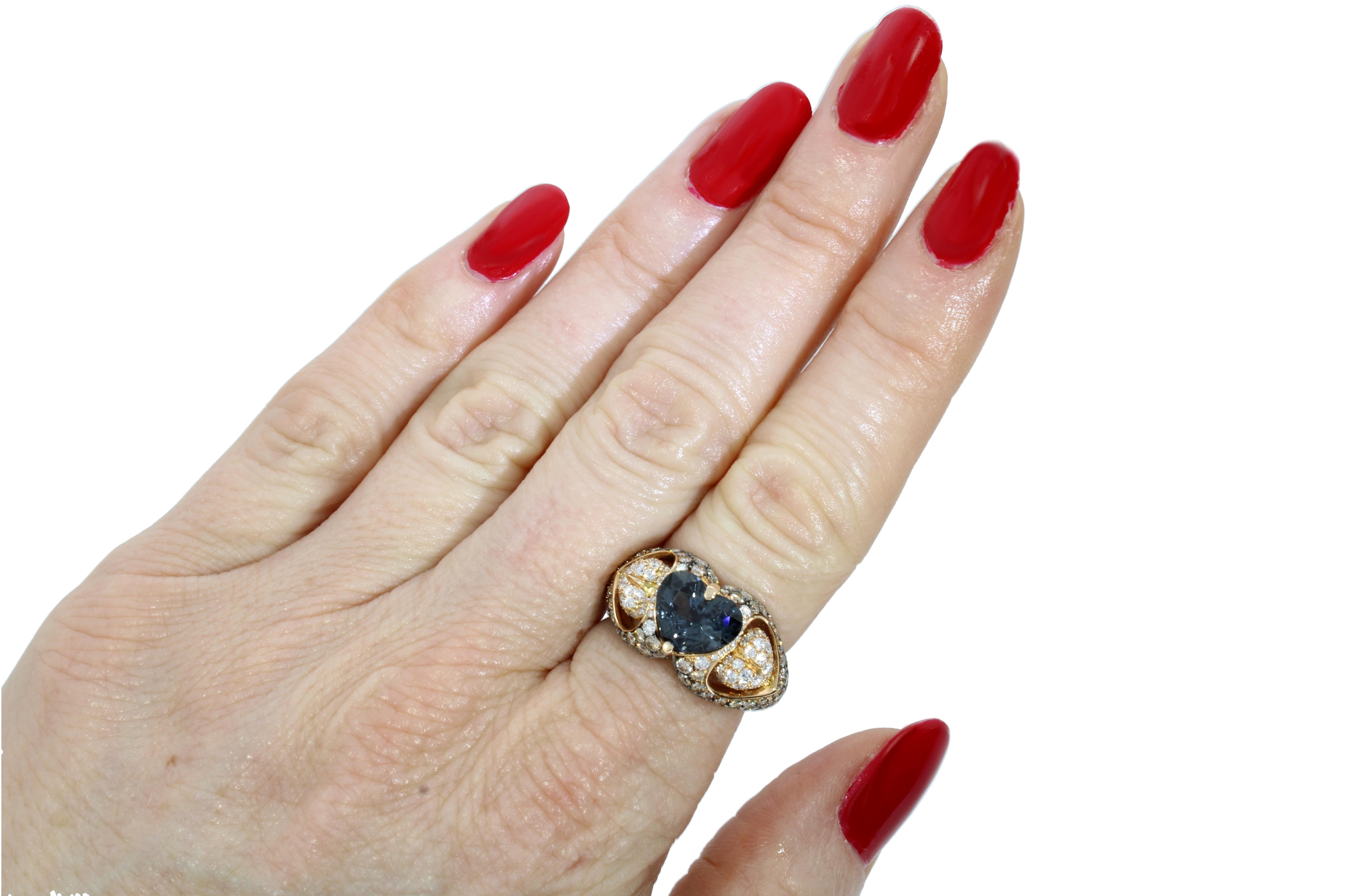 Contemporary 18 Karat Rose Gold Heart Blue Spinel and Diamond Engagement Ring For Sale