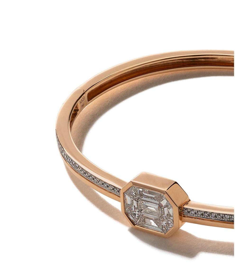 AS29
18kt rose gold Illusion diamond pave bangle

Not just for after-hours, AS29's diamond designs are created to wear any time, any where. Crafted in 18kt rose gold, this Illusion bangle from AS29 is embellished with 0.95ct Illusion and 0.17ct