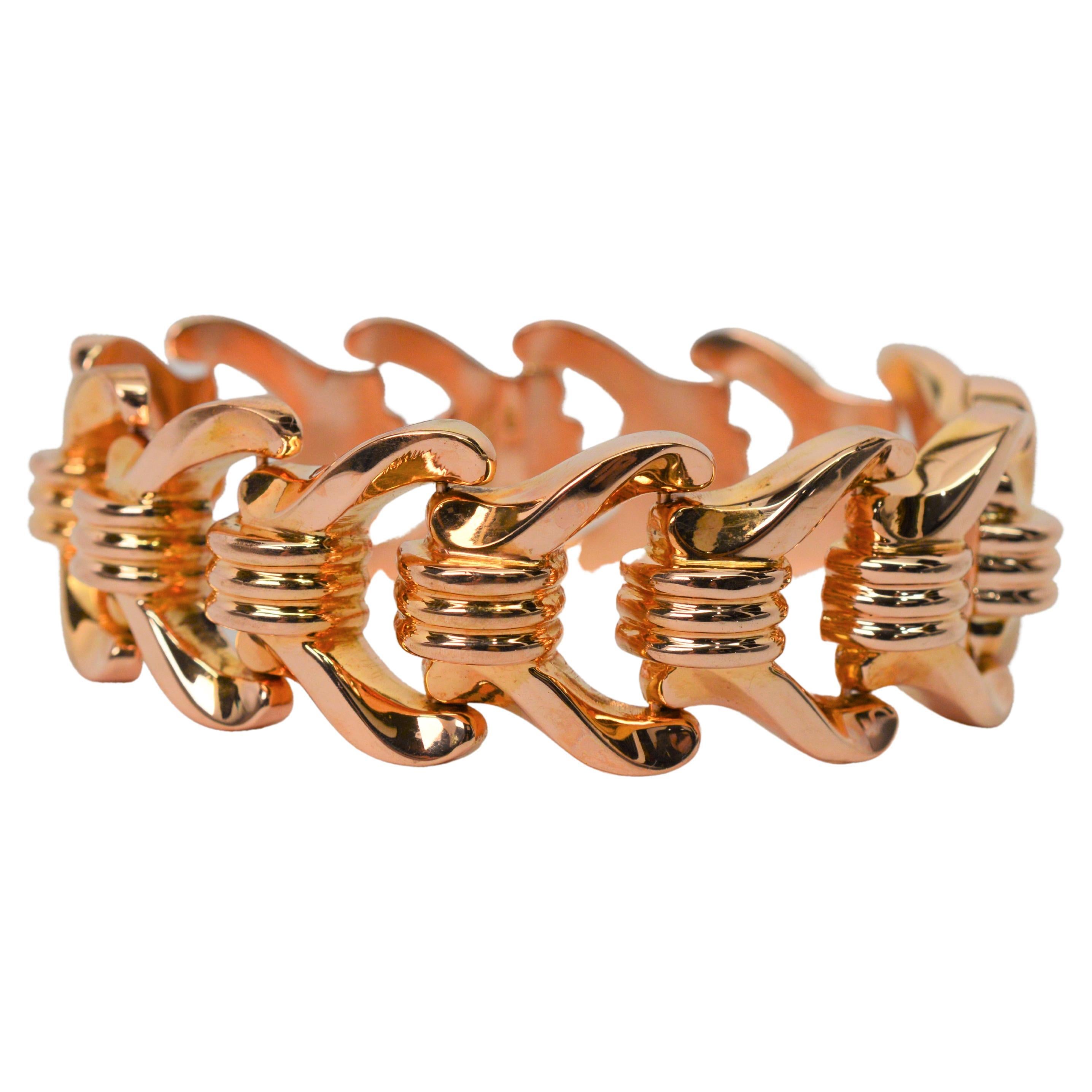 Women's 18 Karat Rose Gold Large Link Retro Bracelet For Sale