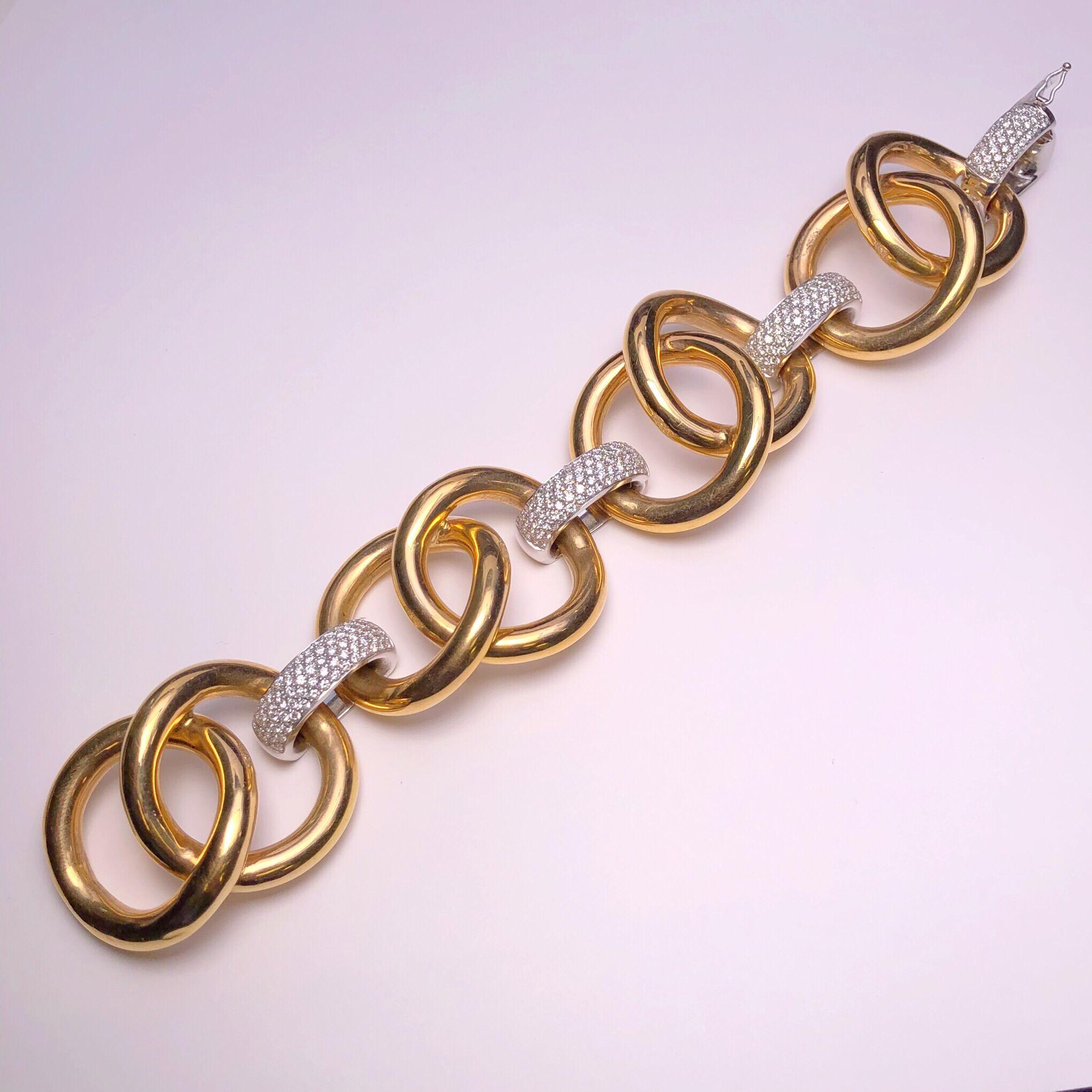 18 Karat Rose Gold Link Bracelet with 3.65 Carat Diamond Sections In New Condition For Sale In New York, NY