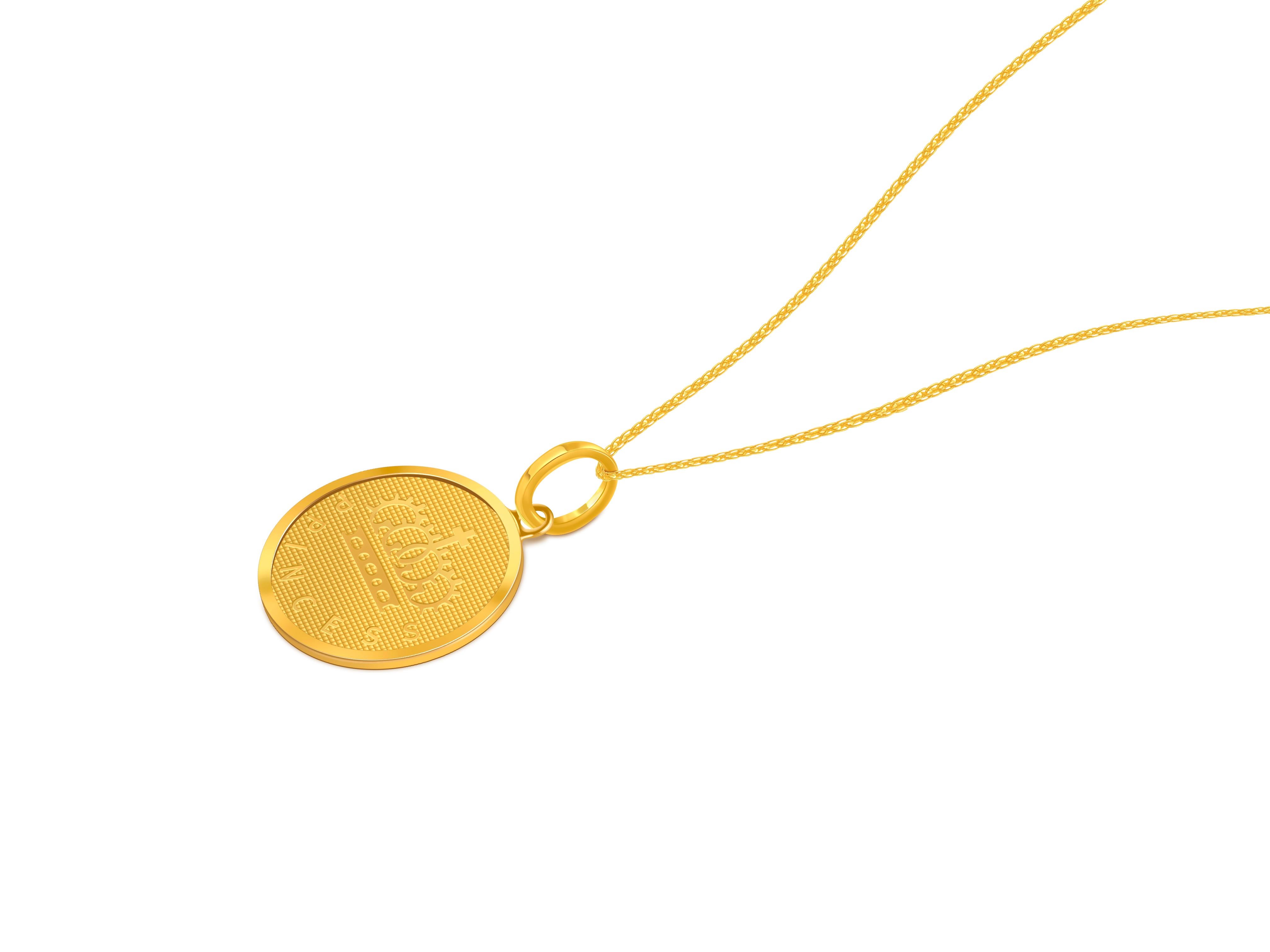 A simple round pendant with necklace in 18K gold.
The company was founded one and a half centuries ago in Macau. The brand is renowned for its high jewelry collections with fabulous designs. Our designs reflect the cultural and aesthetic value of