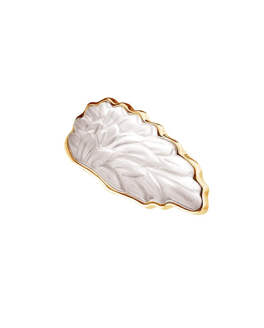 Ces boucles d'oreilles artisanales, nommées Persée, sont faites d'or rose 18 carats et de quartz. Ce bijou unique de l'artiste a été présenté dans Harper's Bazaar UA et a été choisi par l'actrice Anne Ratte-Polle pour la 64e édition du festival du