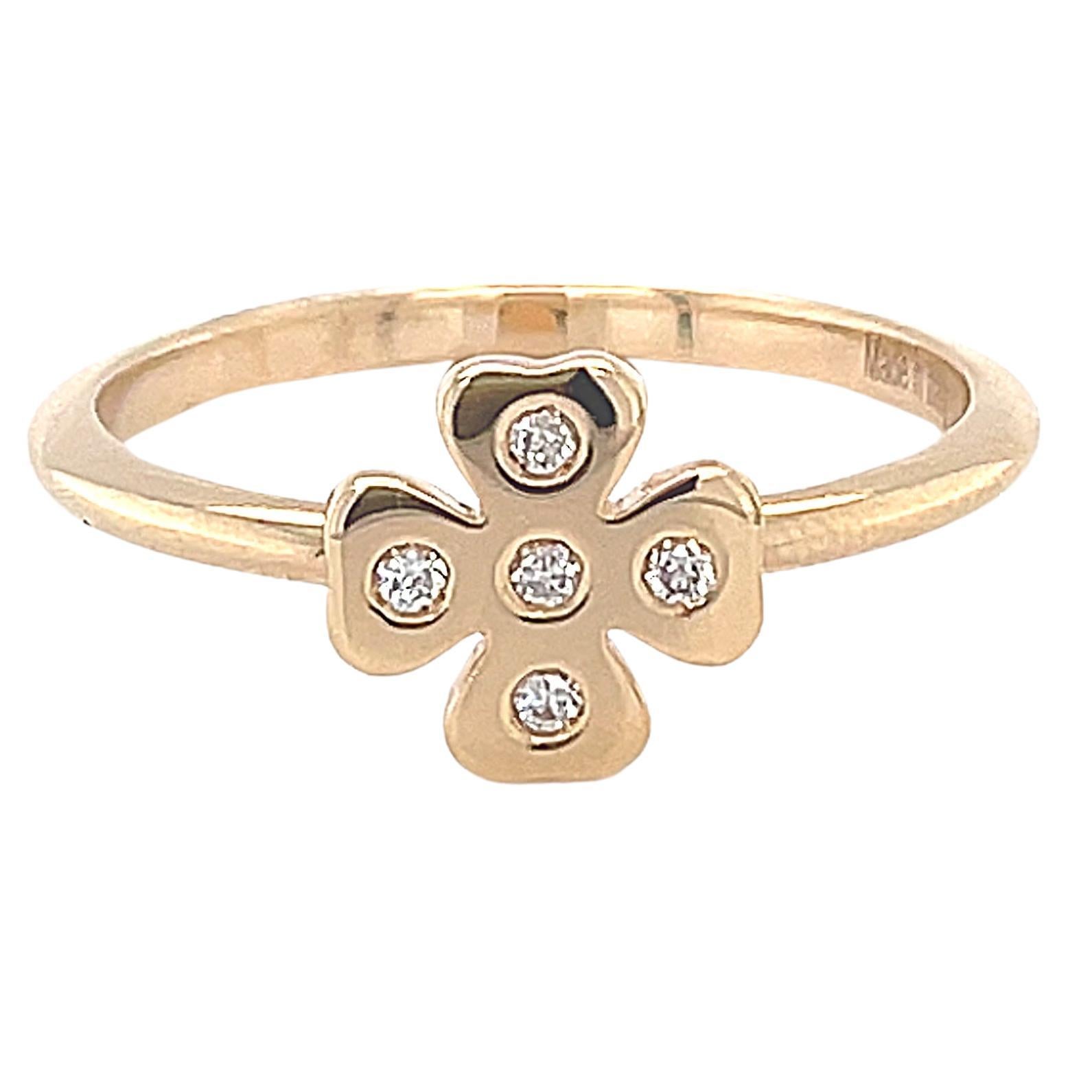 18 Karat Rose Gold Quatrefoil Shape Diamond Fashion Ring