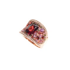 Ring aus 18-Karat-Roségold mit Rhodolith