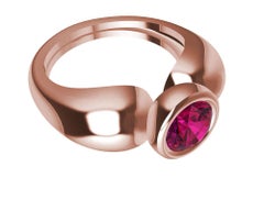 18 Karat Rose Gold Round Pink Sapphire 1.09 Carat Teardrop Sculpture Ring