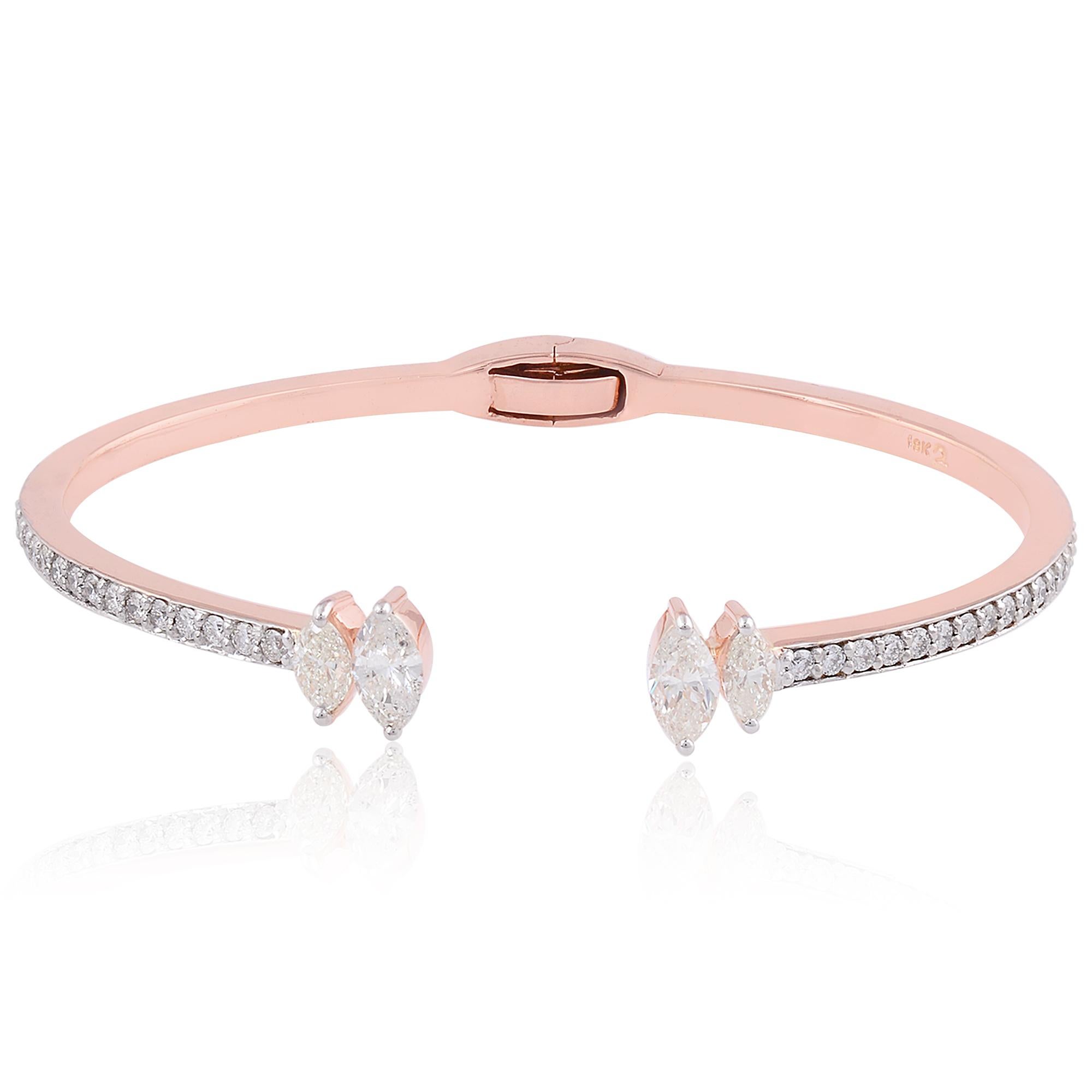 Bracelet manchette en or rose 18 carats SI Clarity HI Color 2.30 Carat Diamond Cuff Bangle Pour femmes en vente