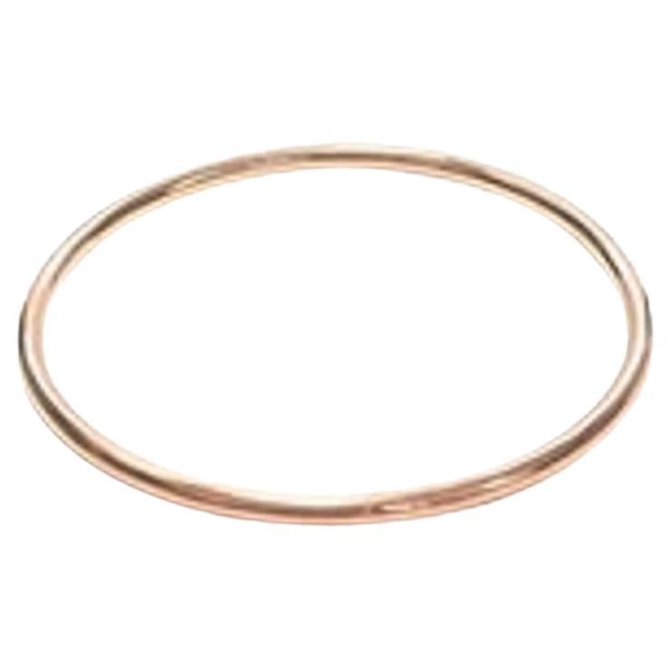 18 Karat Rose Gold Slim Bangle from the "Essence" Collection in vendita