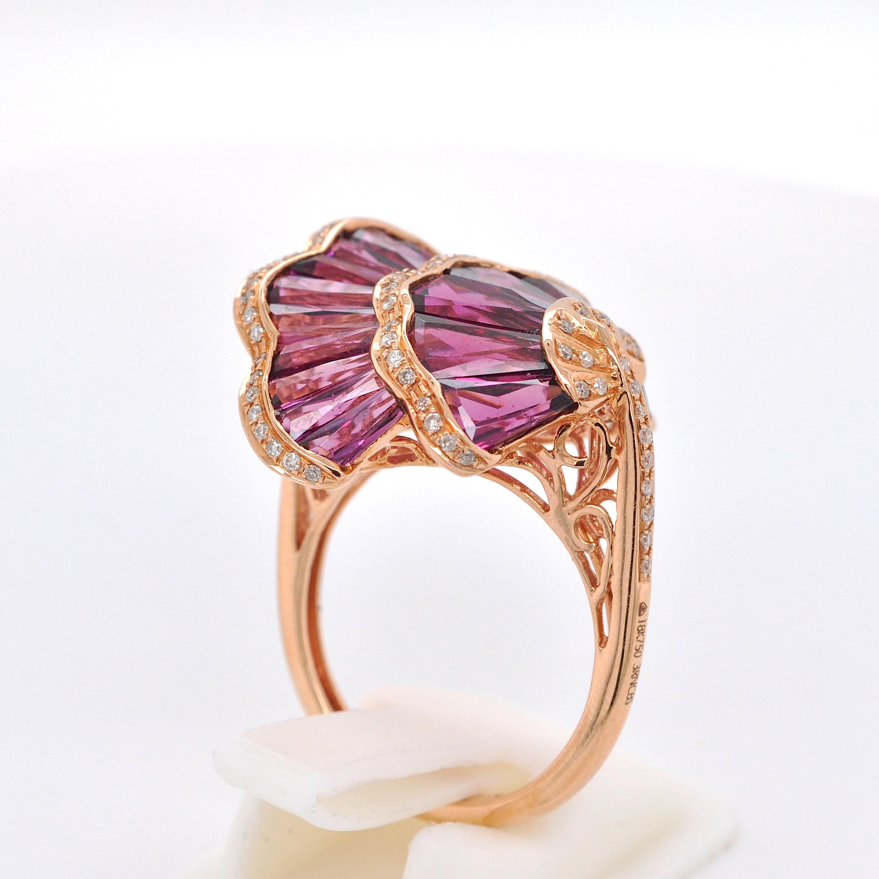 Anello Couture in oro rosa 18 carati con taglio speciale Baguette Rhodolite Ginkgo Leaf in vendita 4