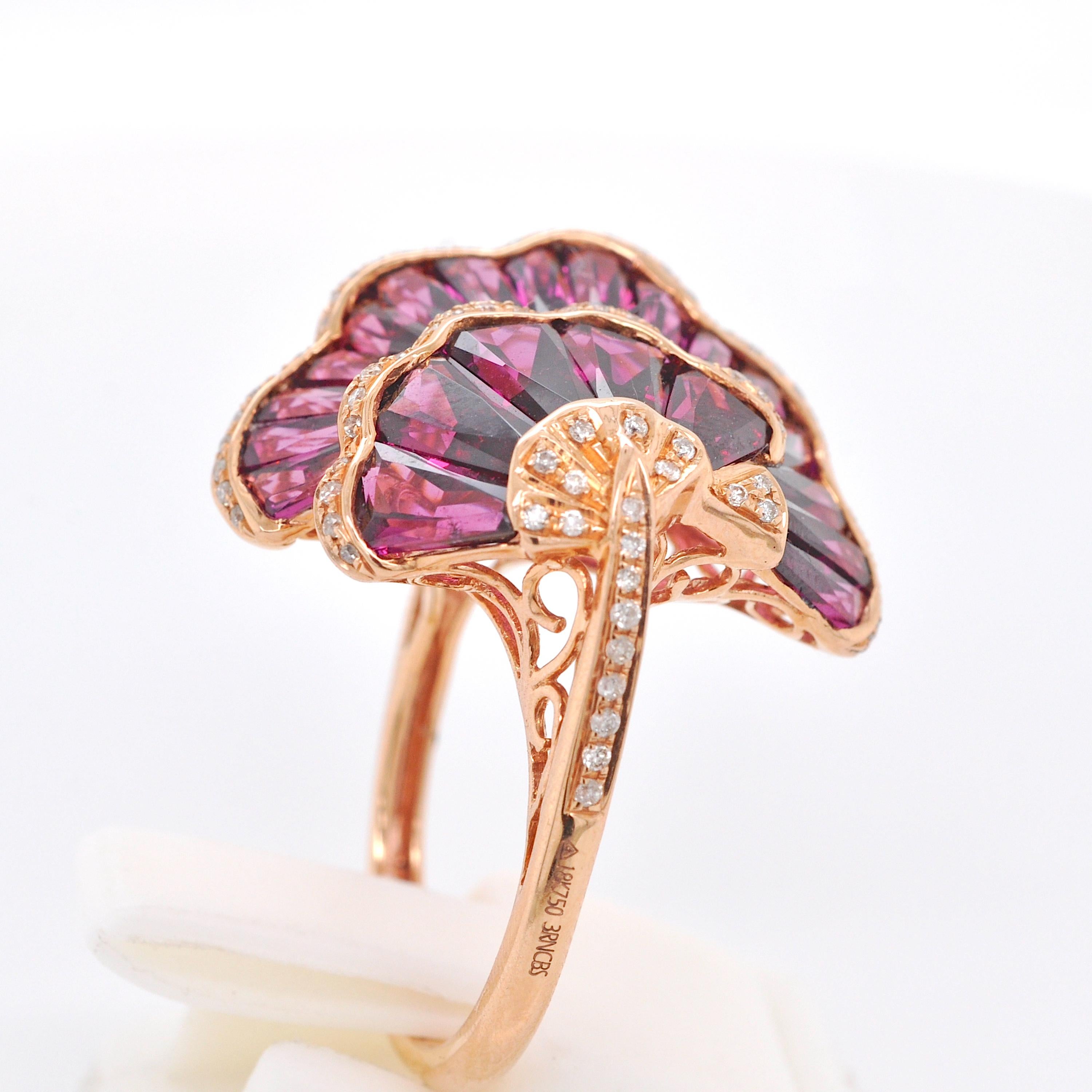 Anello Couture in oro rosa 18 carati con taglio speciale Baguette Rhodolite Ginkgo Leaf in vendita 5