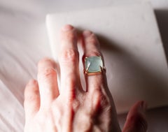 Eighteen Karat Rose Gold Sugarloaf Aquamarine Fashion Ring