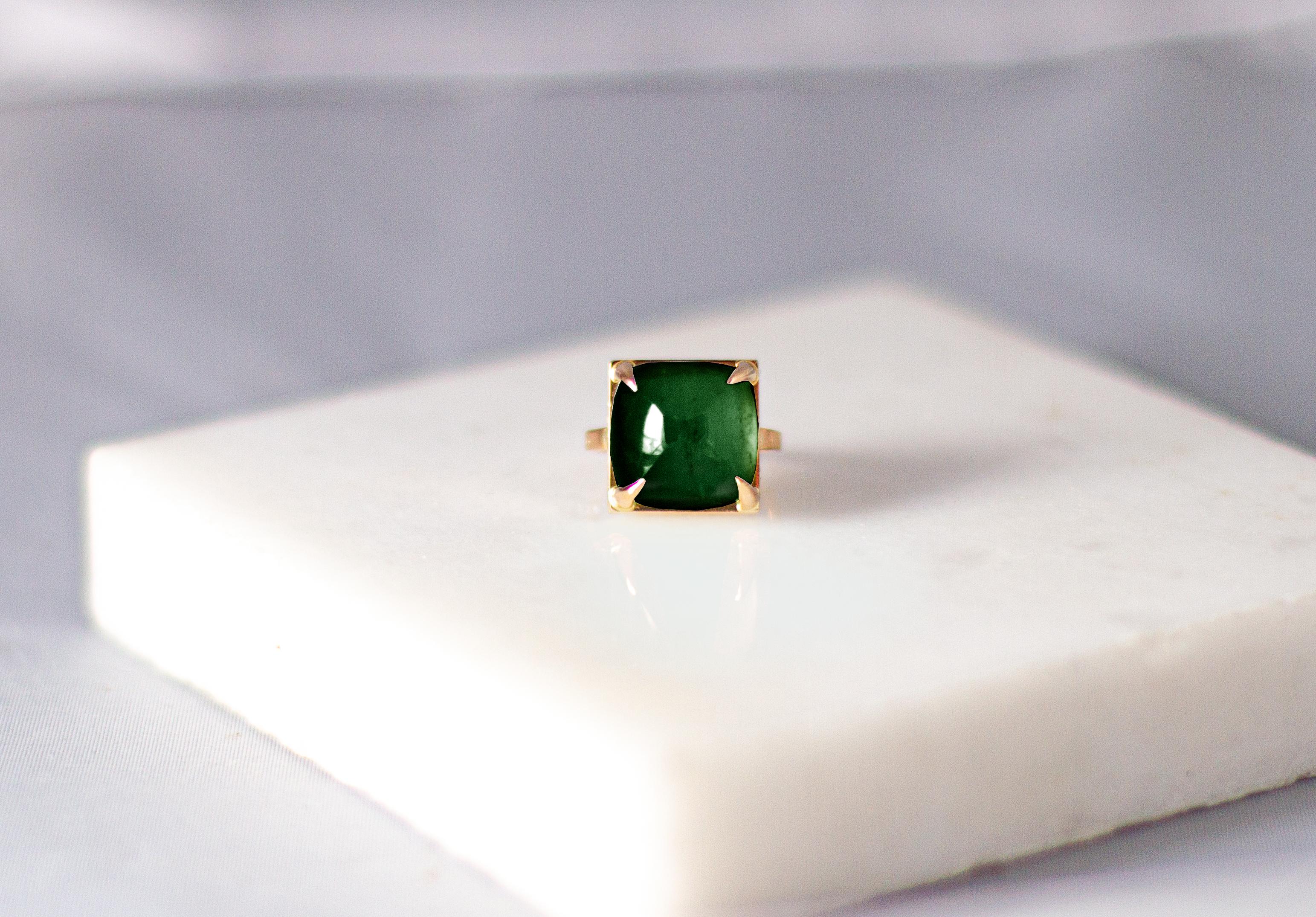 Women's or Men's Eighteen Karat Rose Gold Sugarloaf Green Tourmaline Engagement Ring For Sale