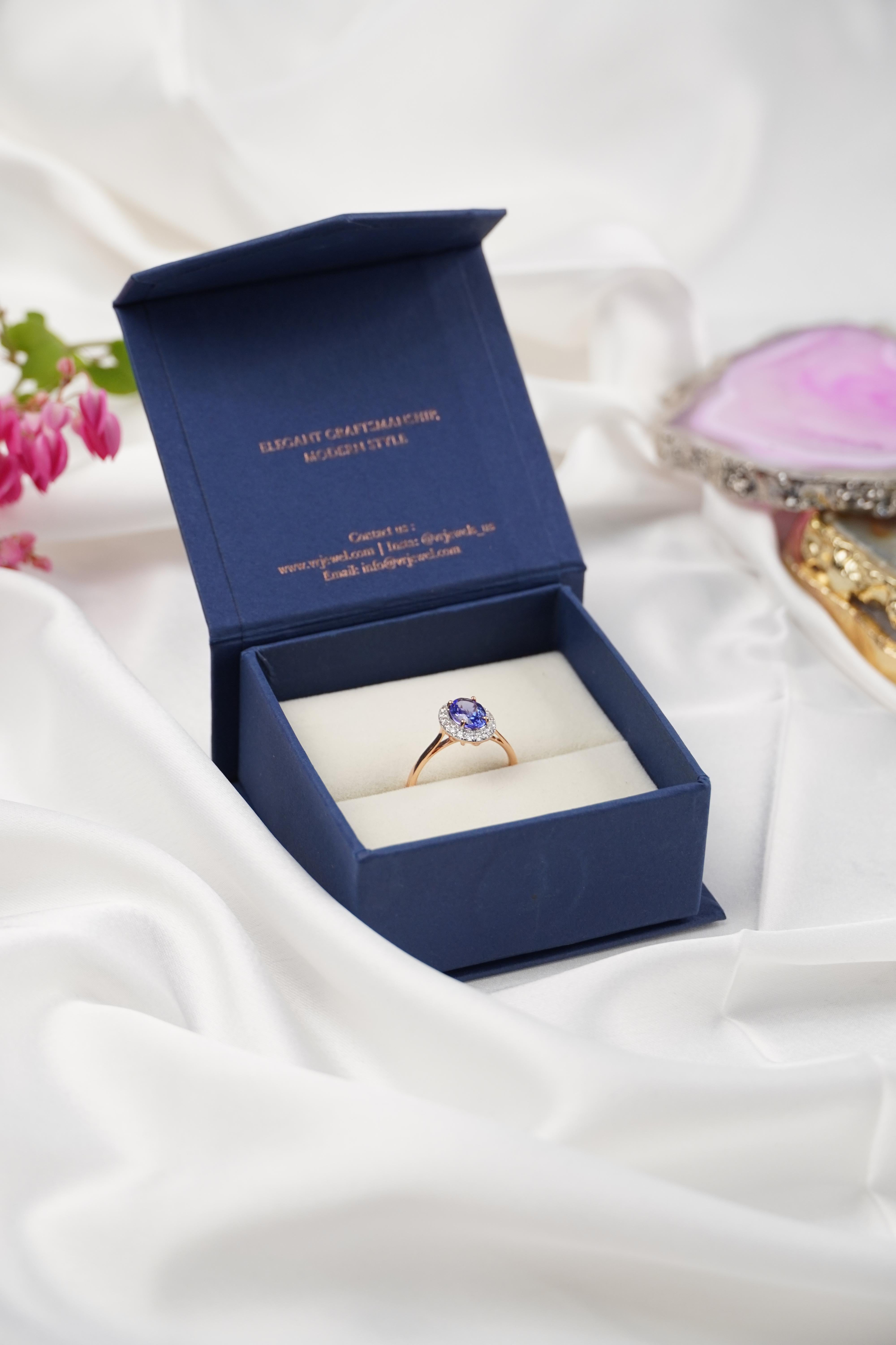 For Sale:  18 Karat Rose Gold Tanzanite Diamond Ring 6