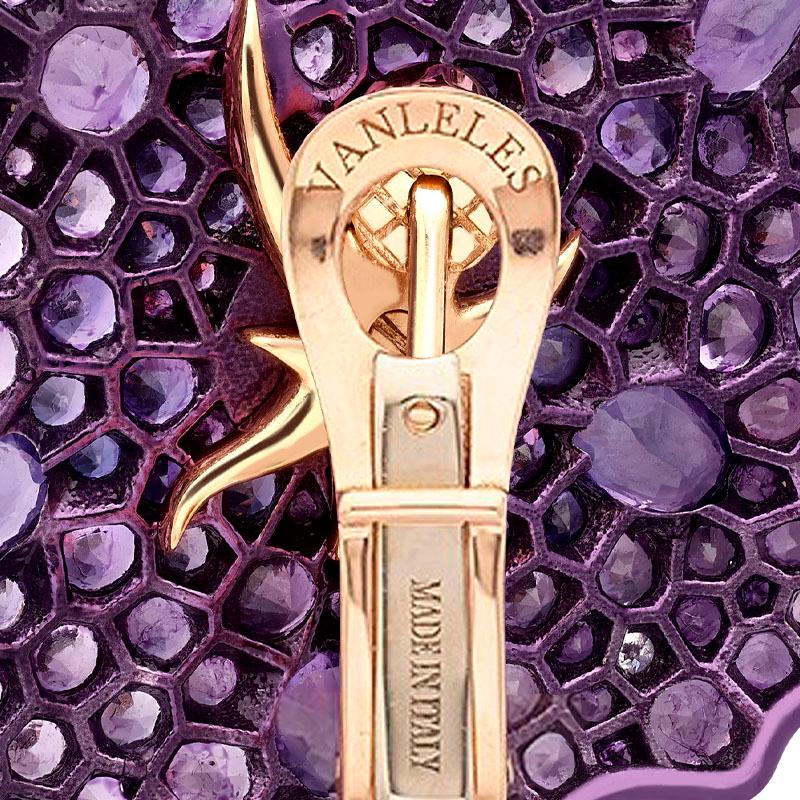 Taille poire Boucles d'oreilles Medi en or rose 18 carats, titane, saphirs violets, améthystes et diamants en vente