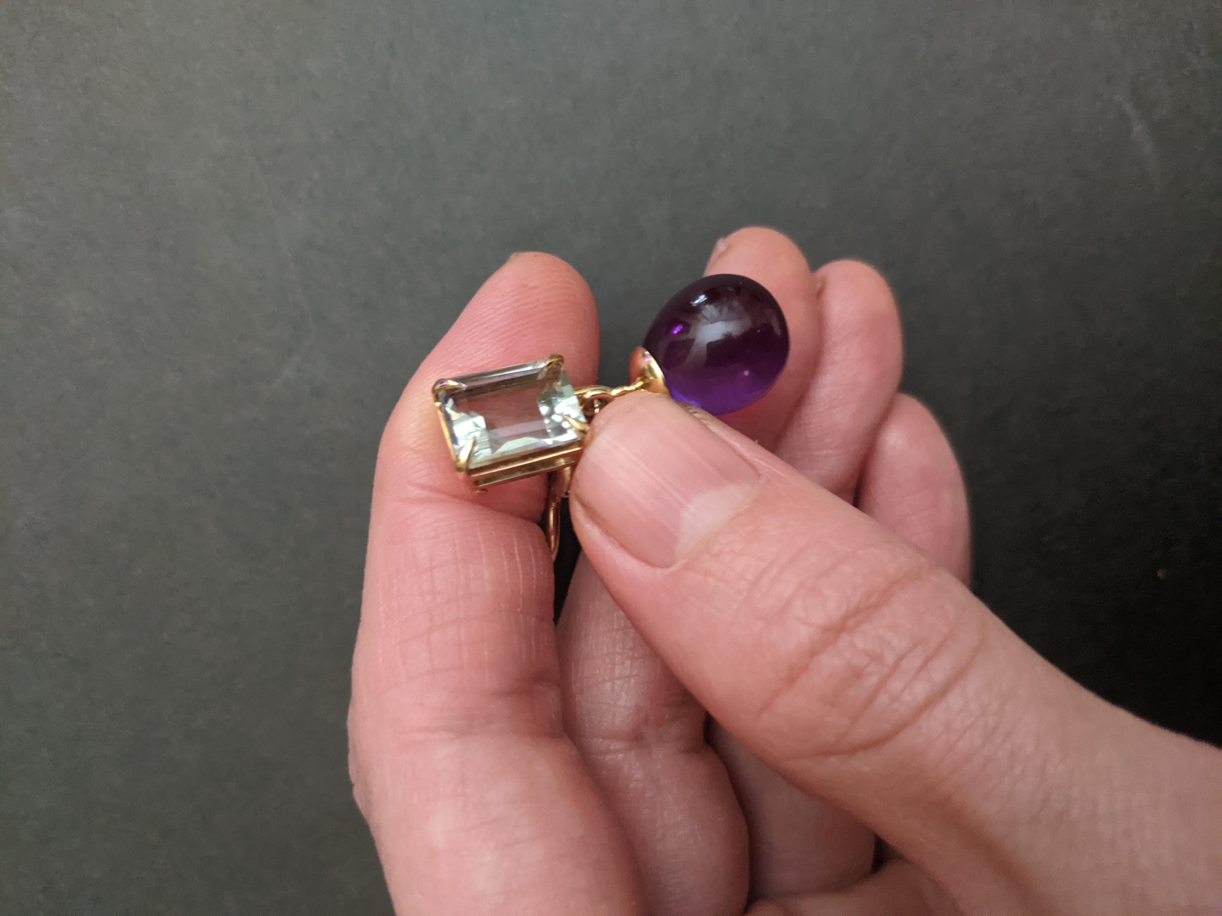 Ce collier transformateur contemporain à pendentif en forme de goutte met en valeur la beauté de l'or rose 18 carats, avec un quartz détachable (taille goutte) et une prasiolite. D'une longueur de 1,3 pouce (33 mm), cette pièce respire l'élégance et