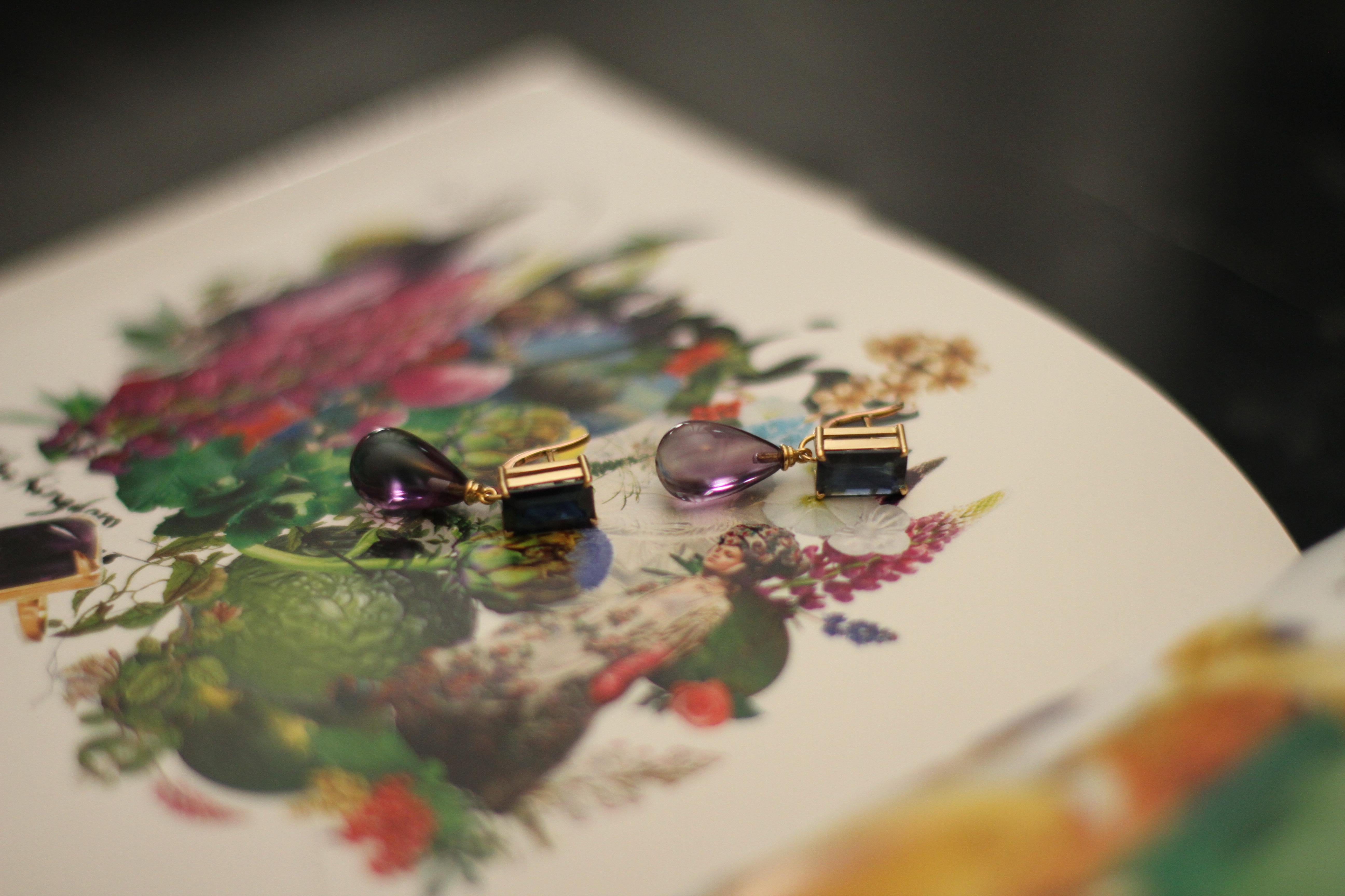 Rose Gold Transformer Stud Drop Earrings with Mint Quartz and Amethysts For Sale 3